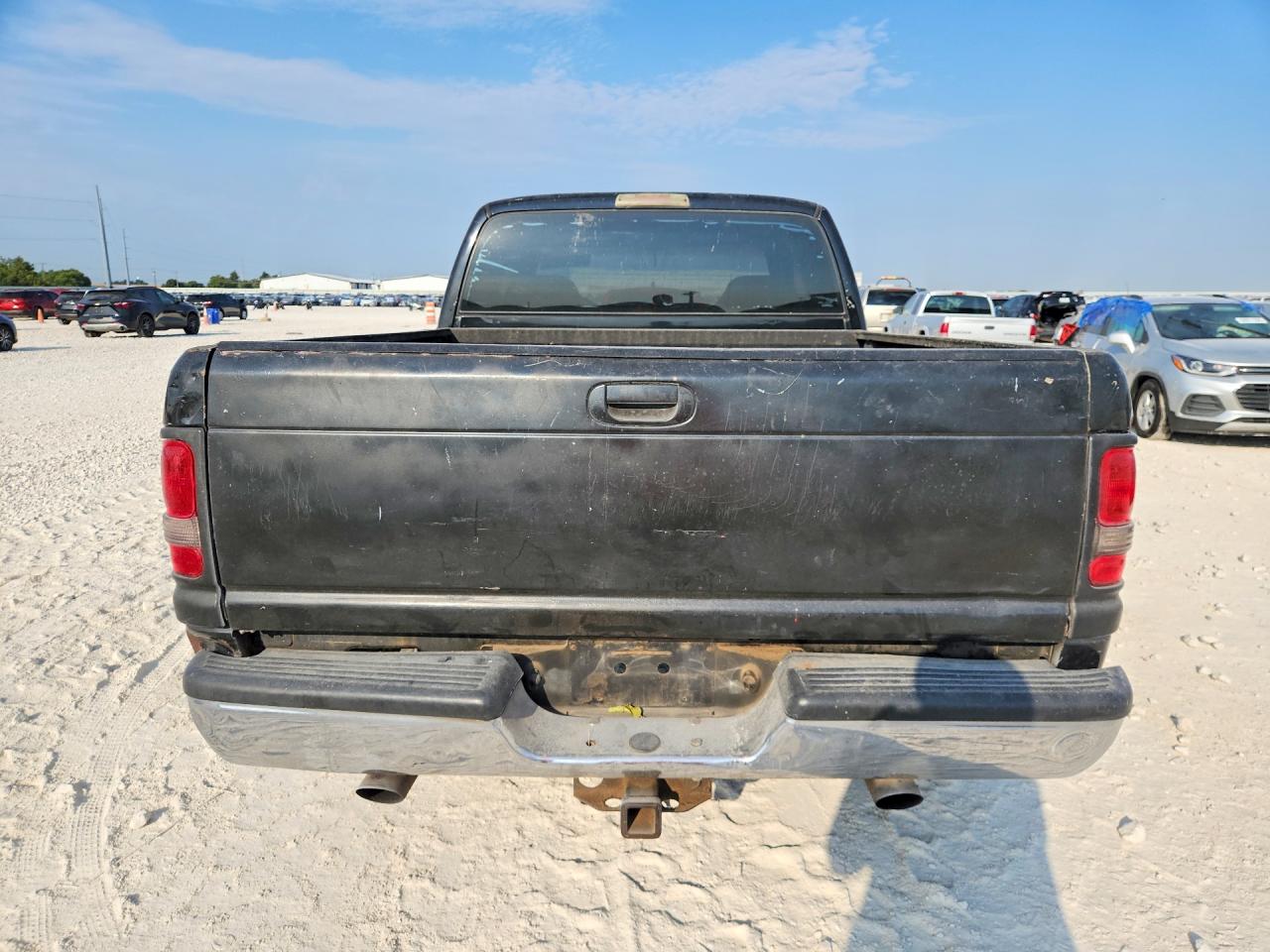 1999 Dodge Ram 1500 Черный vin: 1B7HC13Y6XJ562040
