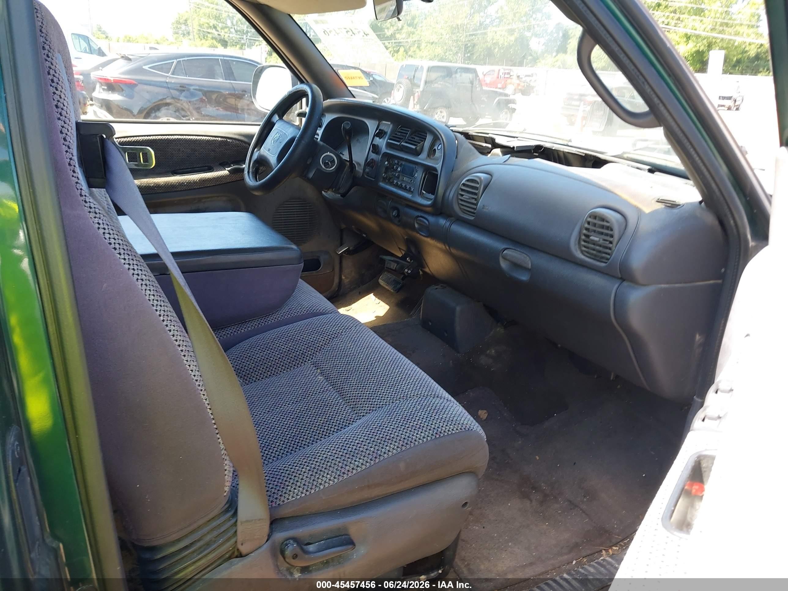 1999 Dodge Ram 1500 St Green vin: 1B7HC13Y6XJ650876