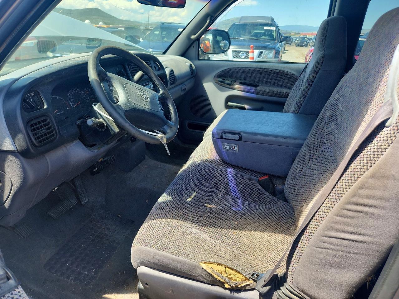 2000 Dodge Ram 1500 Gray vin: 1B7HC13Y6YJ169527