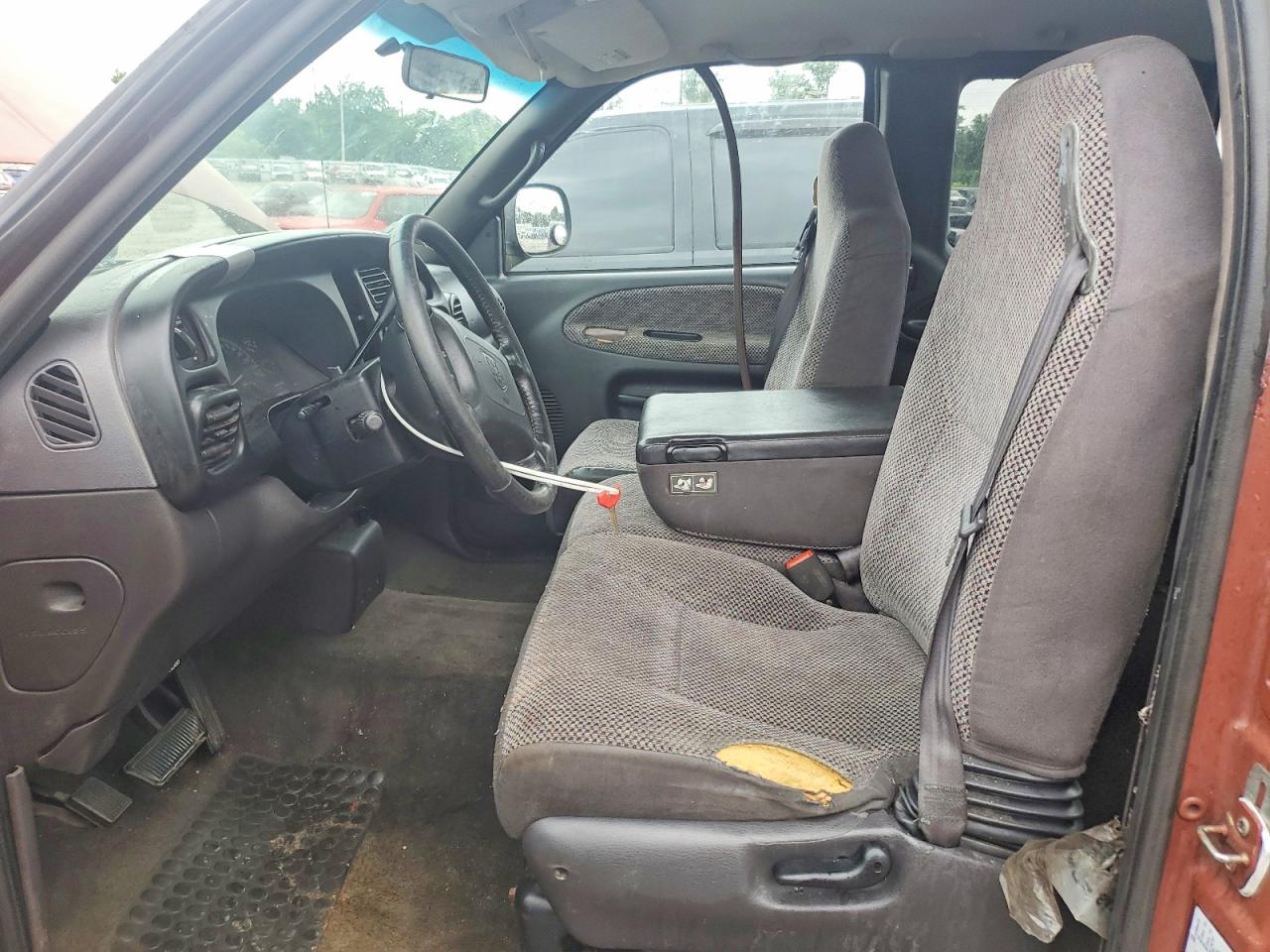 2001 Dodge Ram 1500 Brown vin: 1B7HC13Y81J284300