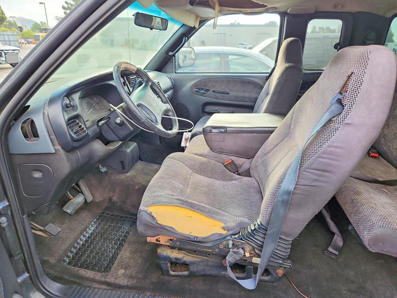 1998 Dodge Ram 1500 Black vin: 1B7HC13Y8WJ210401