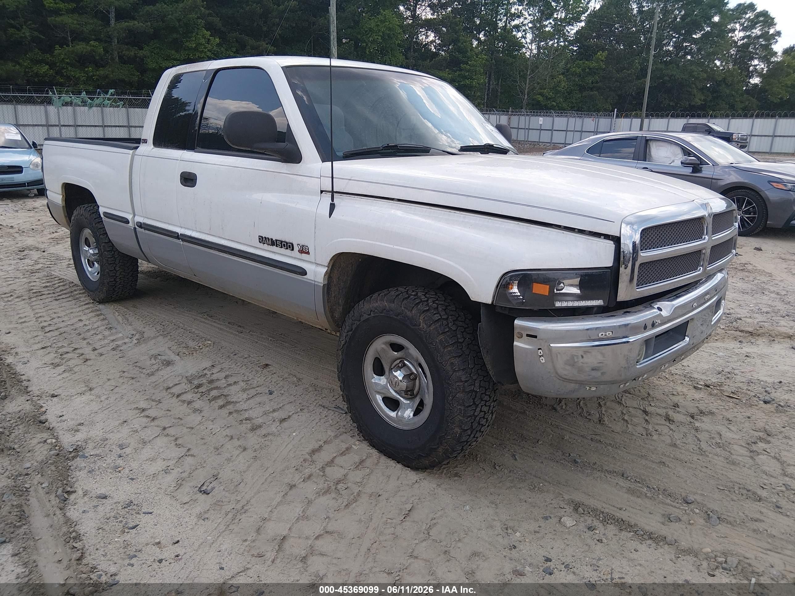 1998 Dodge Ram 1500 St White vin: 1B7HC13YXWJ193889