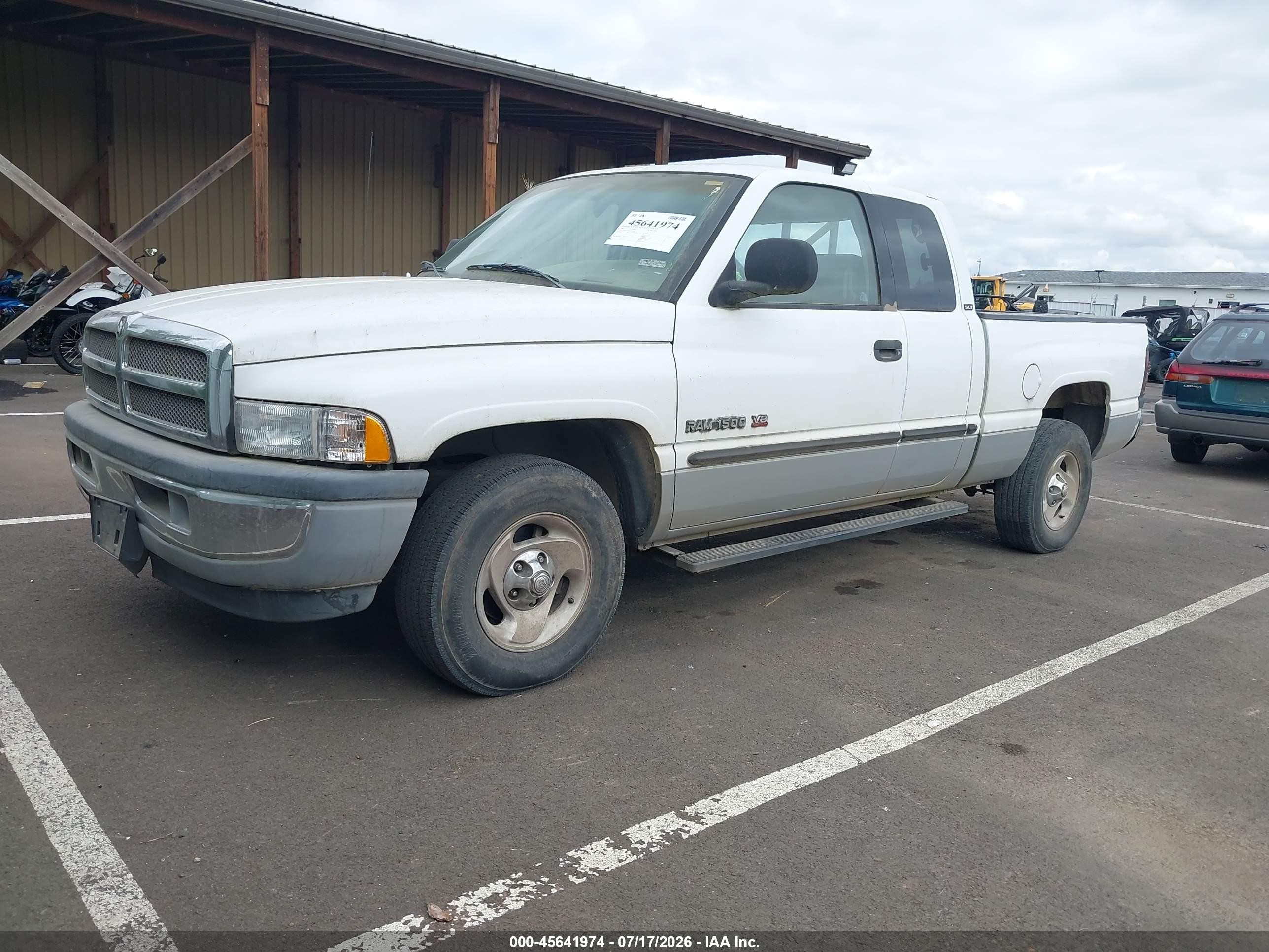 2001 Dodge Ram 1500 St White vin: 1B7HC13Z01J261604
