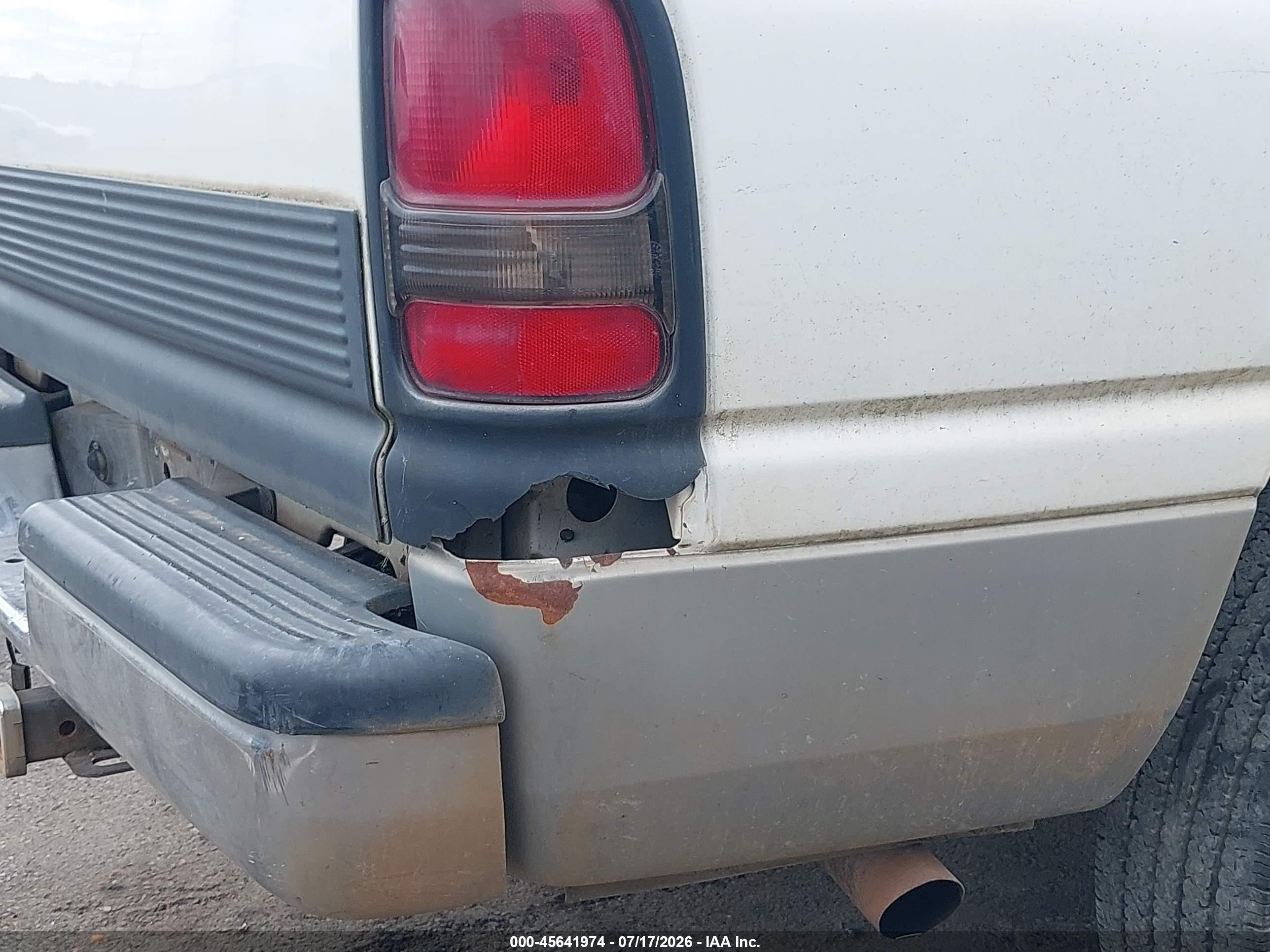 2001 Dodge Ram 1500 St White vin: 1B7HC13Z01J261604
