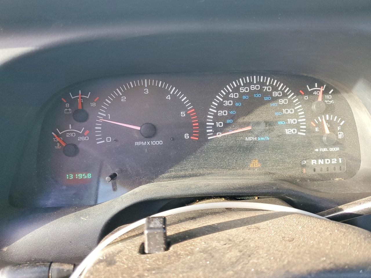 1999 Dodge Ram 1500 White vin: 1B7HC13Z1XJ561922
