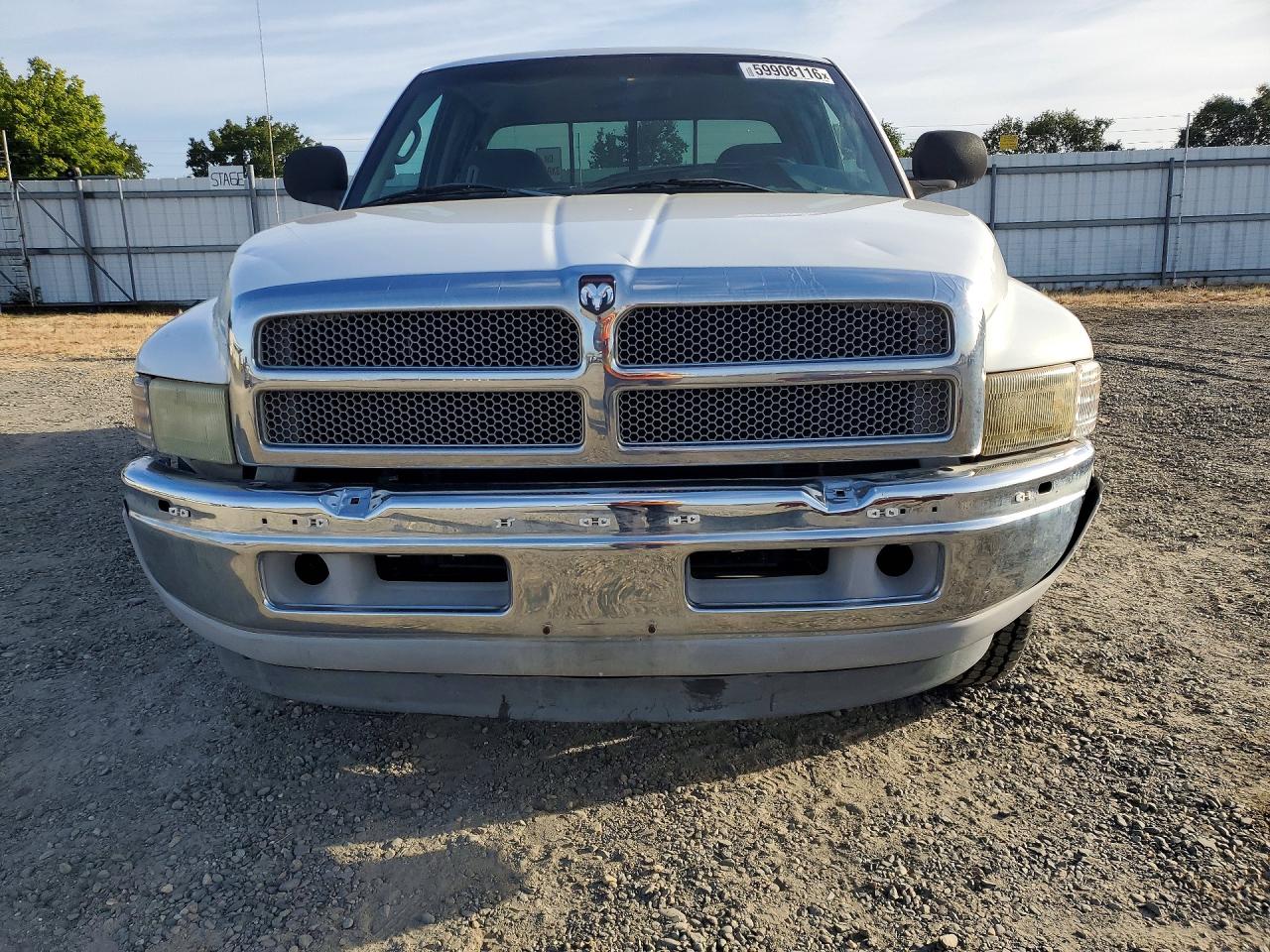1999 Dodge Ram 1500 White vin: 1B7HC13Z1XJ561922