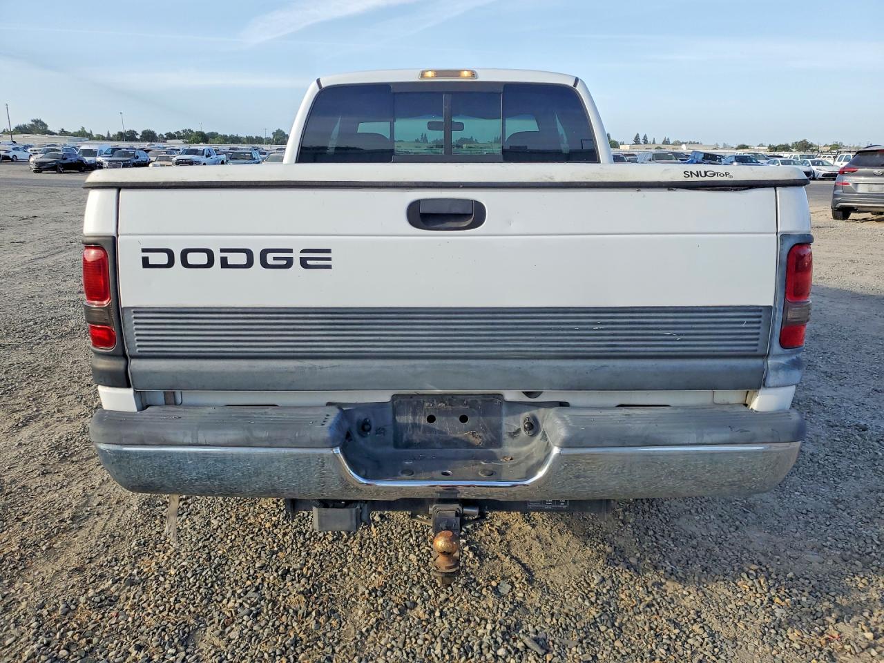 1999 Dodge Ram 1500 White vin: 1B7HC13Z1XJ561922