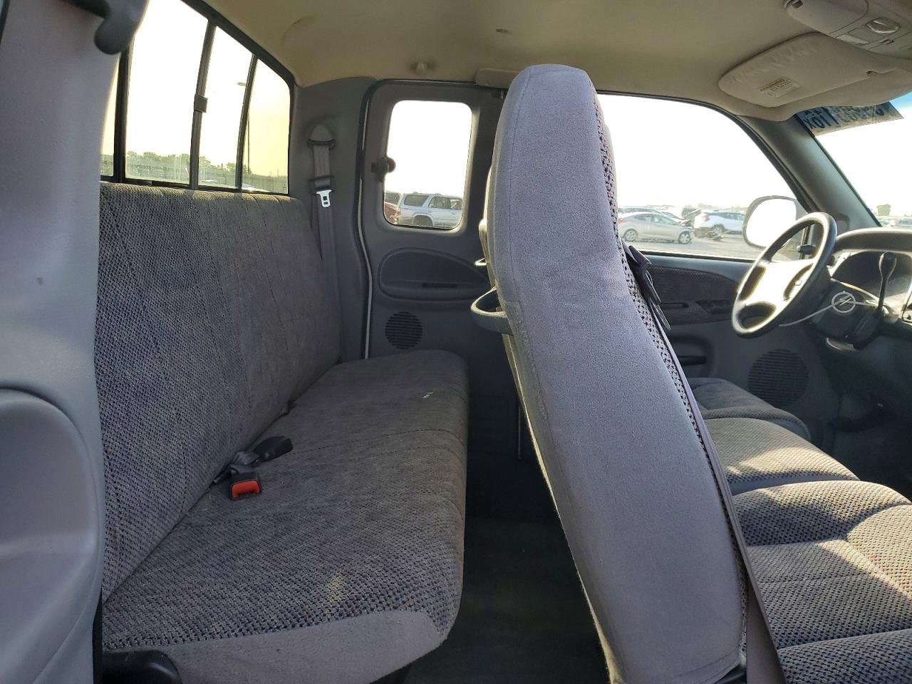 1999 Dodge Ram 1500 White vin: 1B7HC13Z1XJ561922