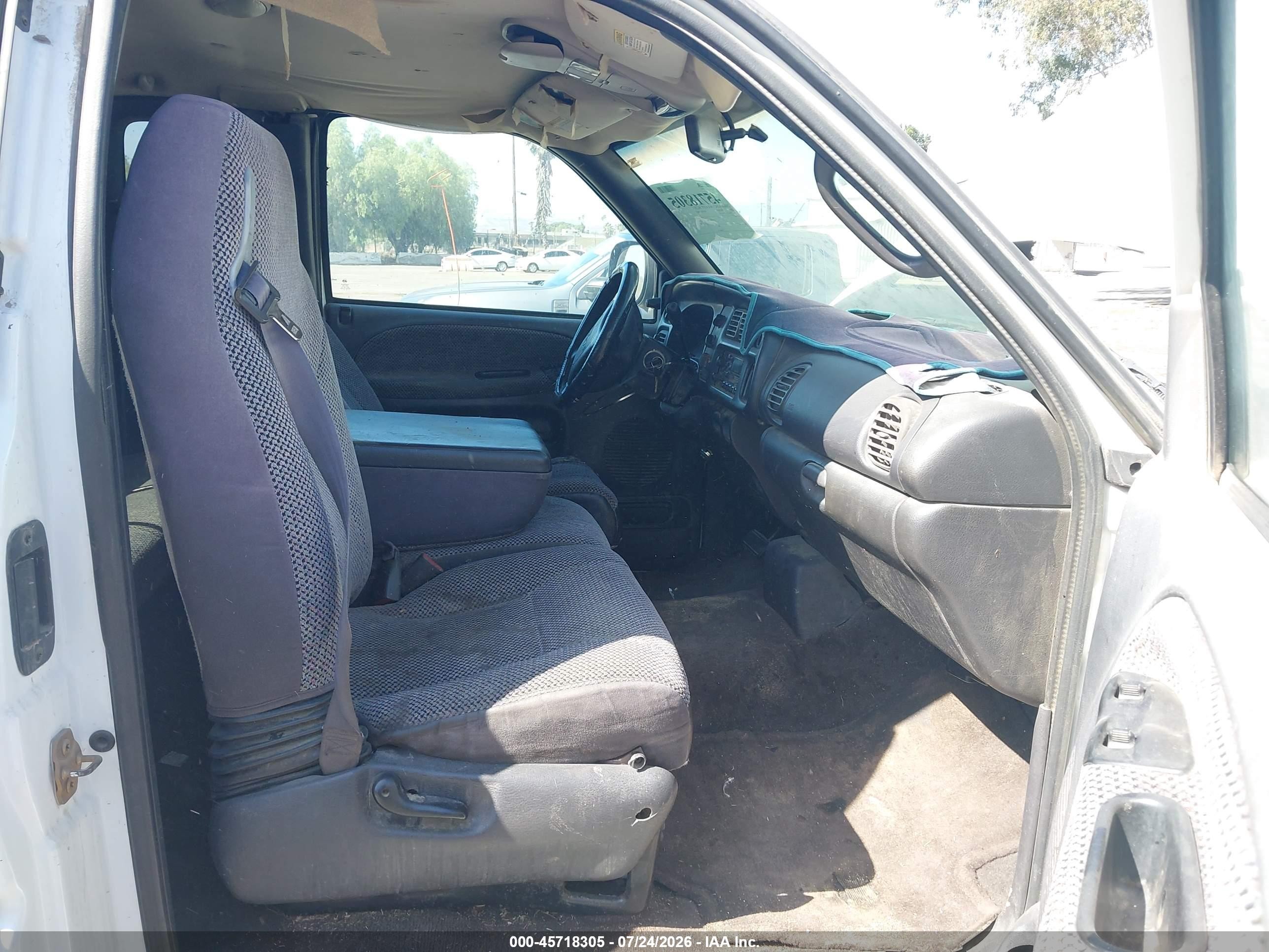 2000 Dodge Ram 1500 St White vin: 1B7HC13Z1YJ153891