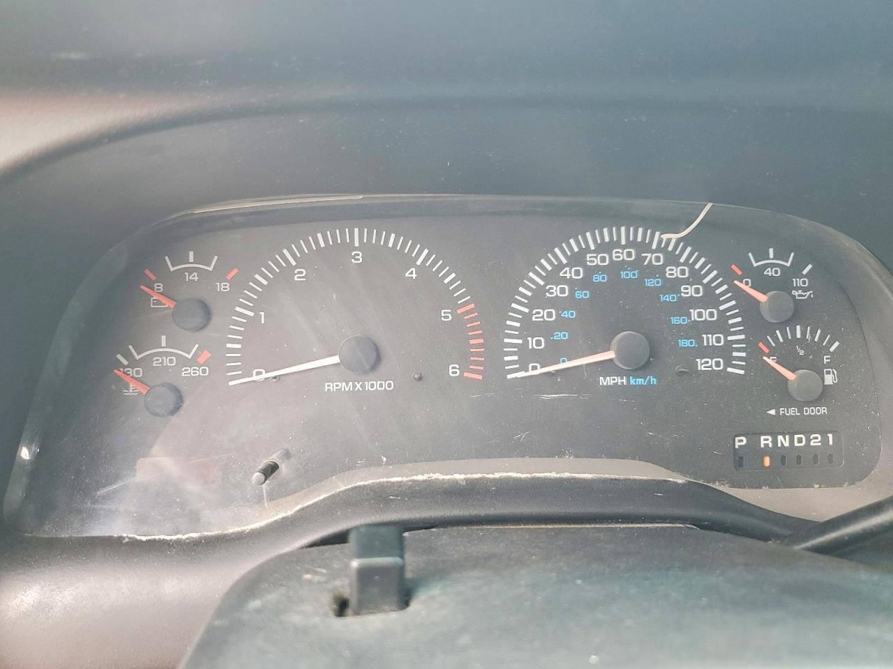1999 Dodge Ram 1500 Серебряный vin: 1B7HC13Z3XJ508364