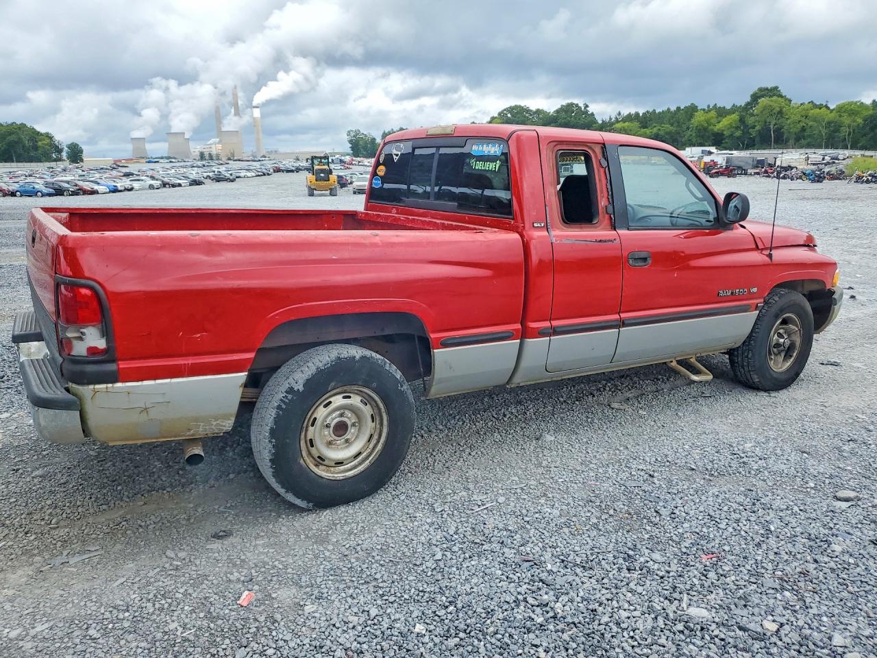 1998 Dodge Ram 1500 Red vin: 1B7HC13Z4WJ237877