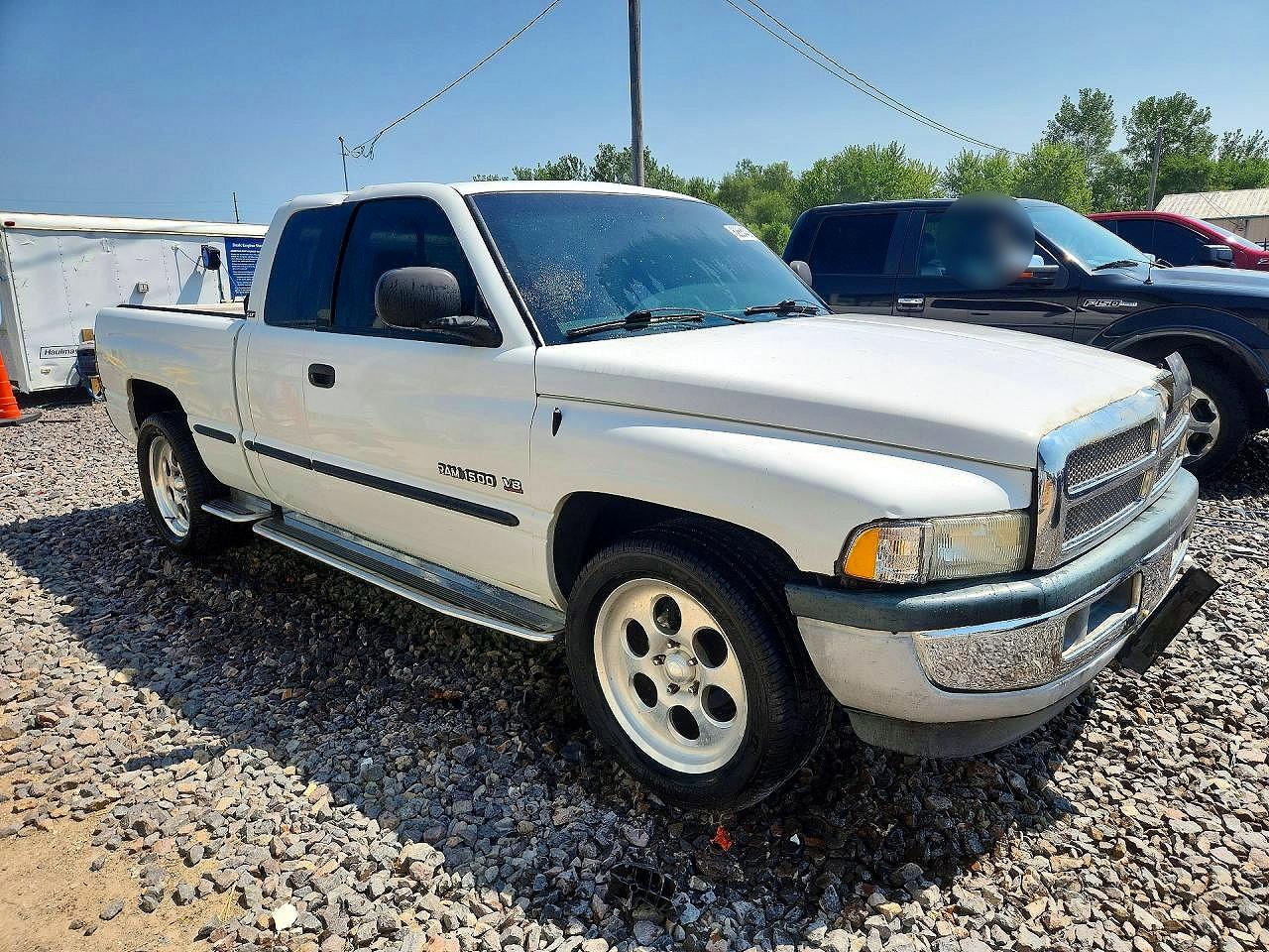 1998 Dodge Ram 1500 White vin: 1B7HC13Z5WJ102679