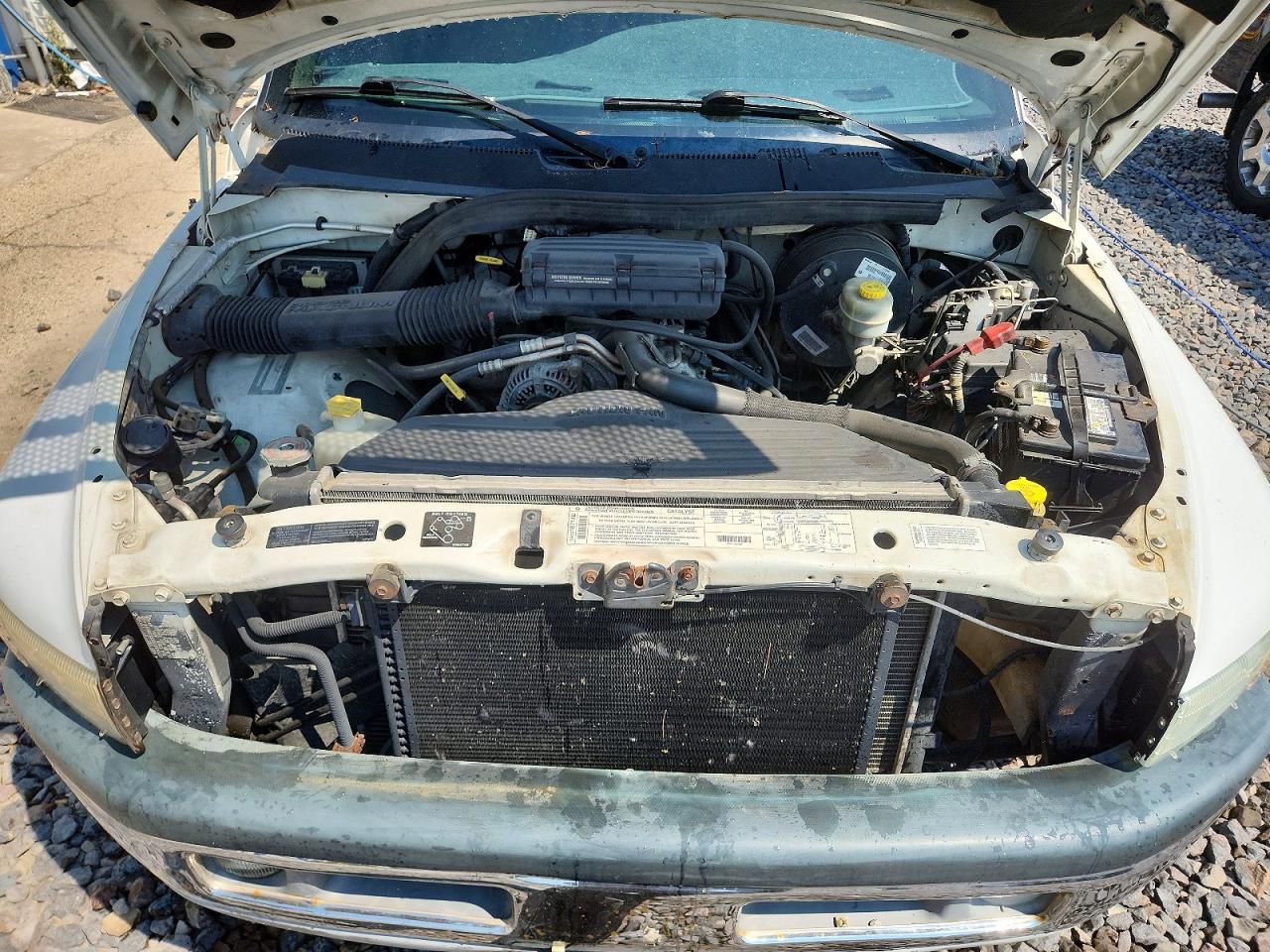 1998 Dodge Ram 1500 White vin: 1B7HC13Z5WJ102679