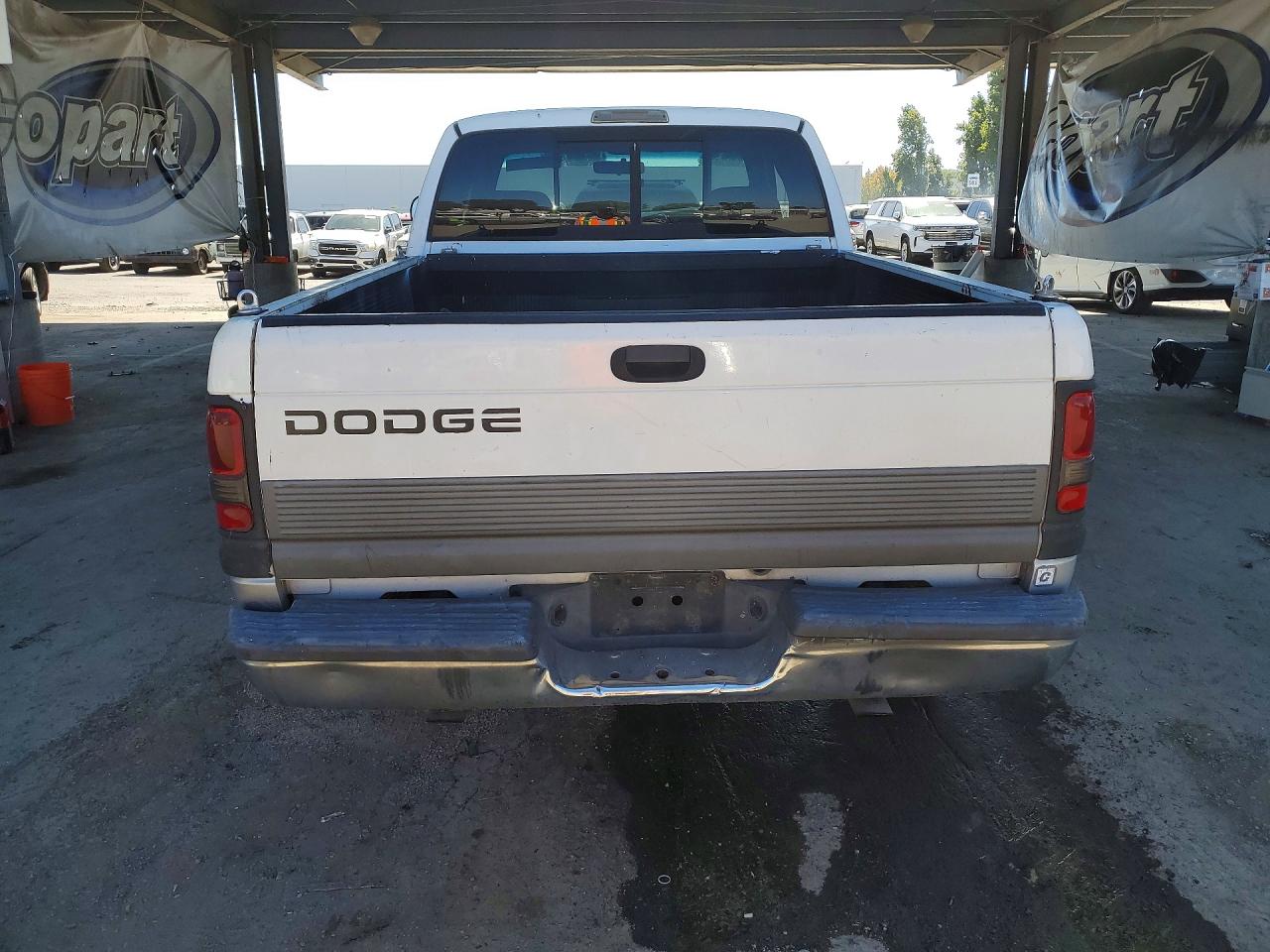 1999 Dodge Ram 1500 White vin: 1B7HC13Z5XJ535226