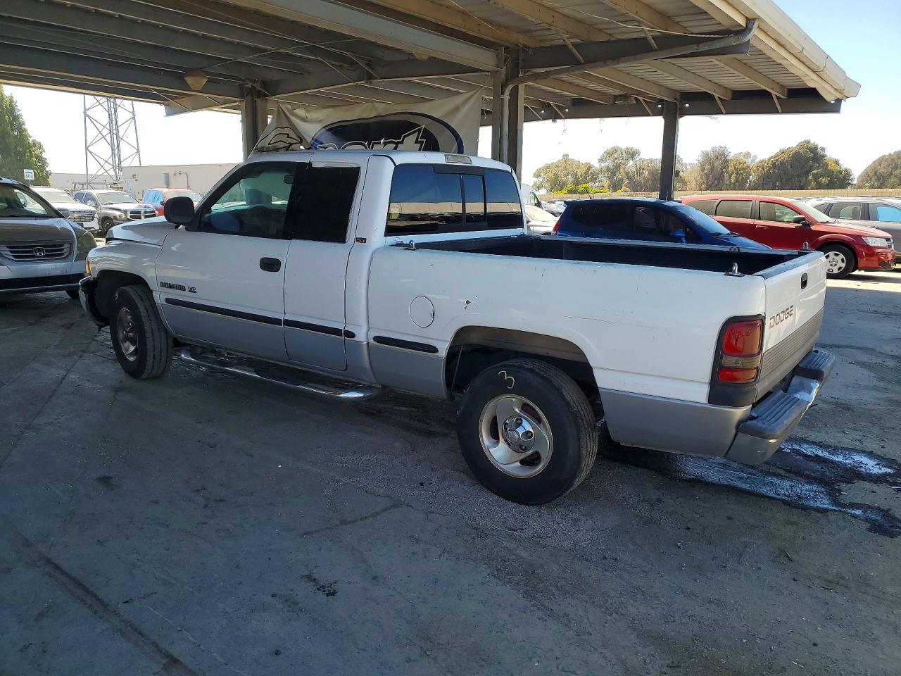 1999 Dodge Ram 1500 White vin: 1B7HC13Z5XJ535226