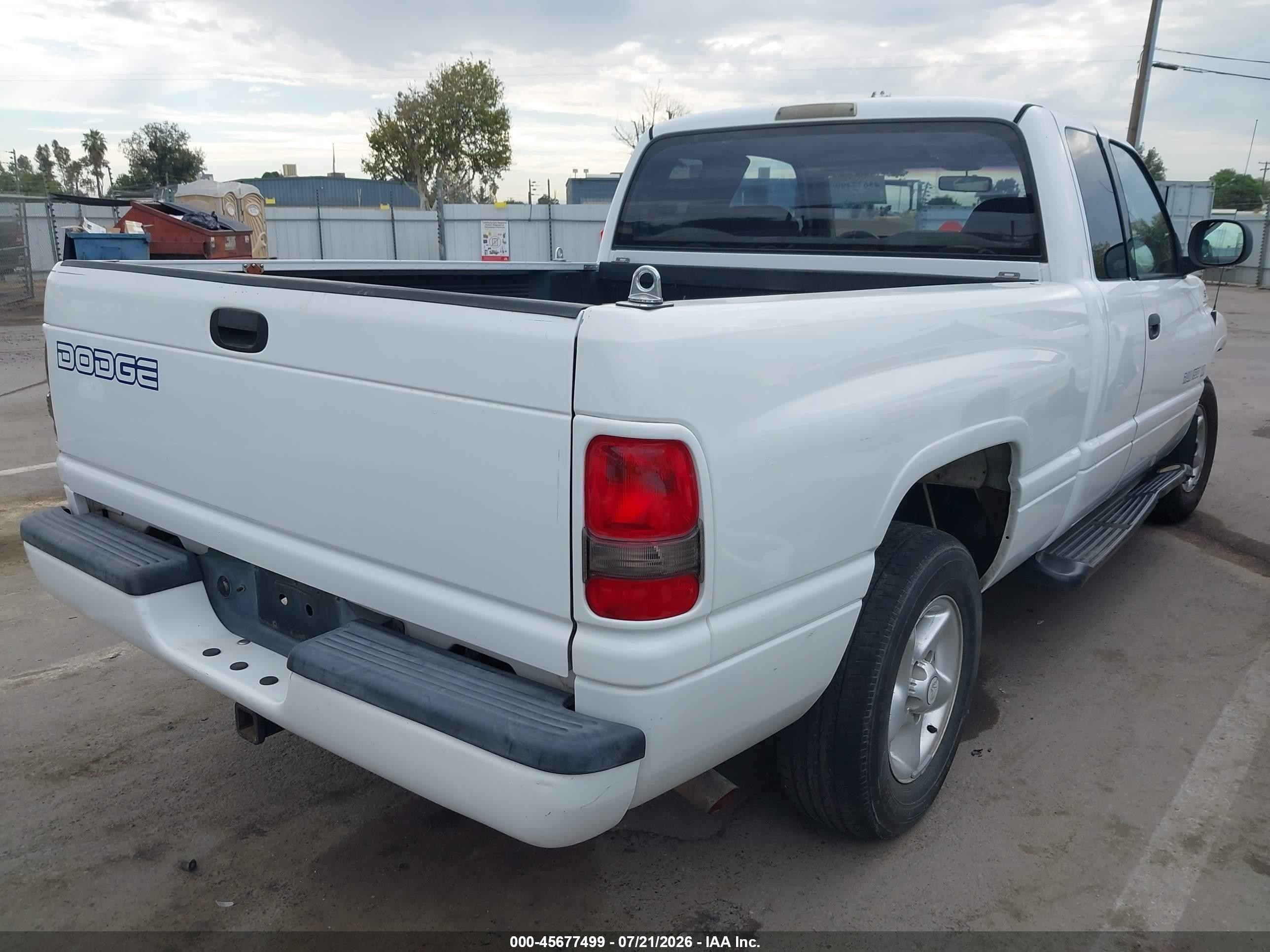 2000 Dodge Ram 1500 St White vin: 1B7HC13Z5YJ111952