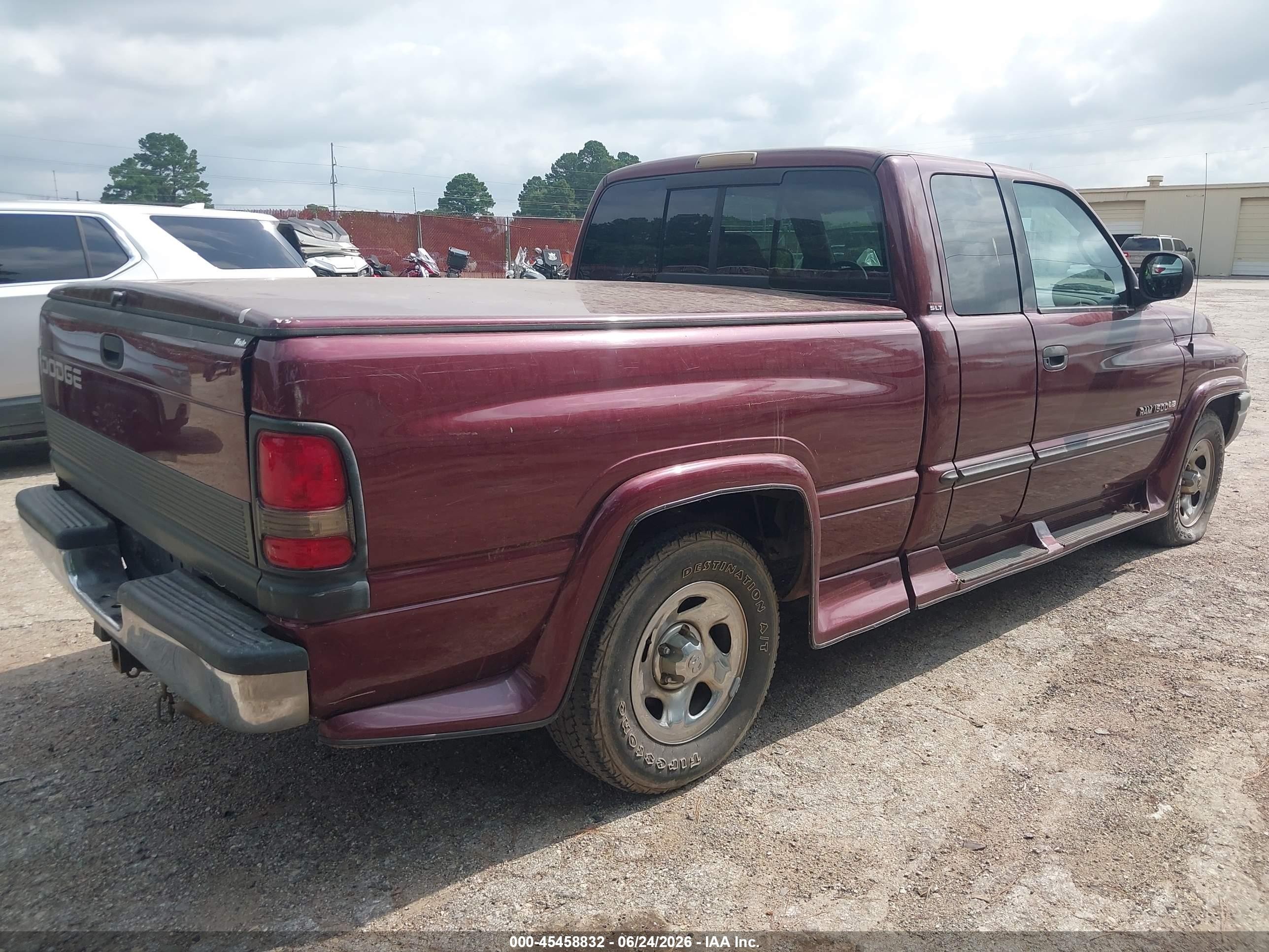 2000 Dodge Ram 1500 St Бордовый vin: 1B7HC13Z5YJ164554