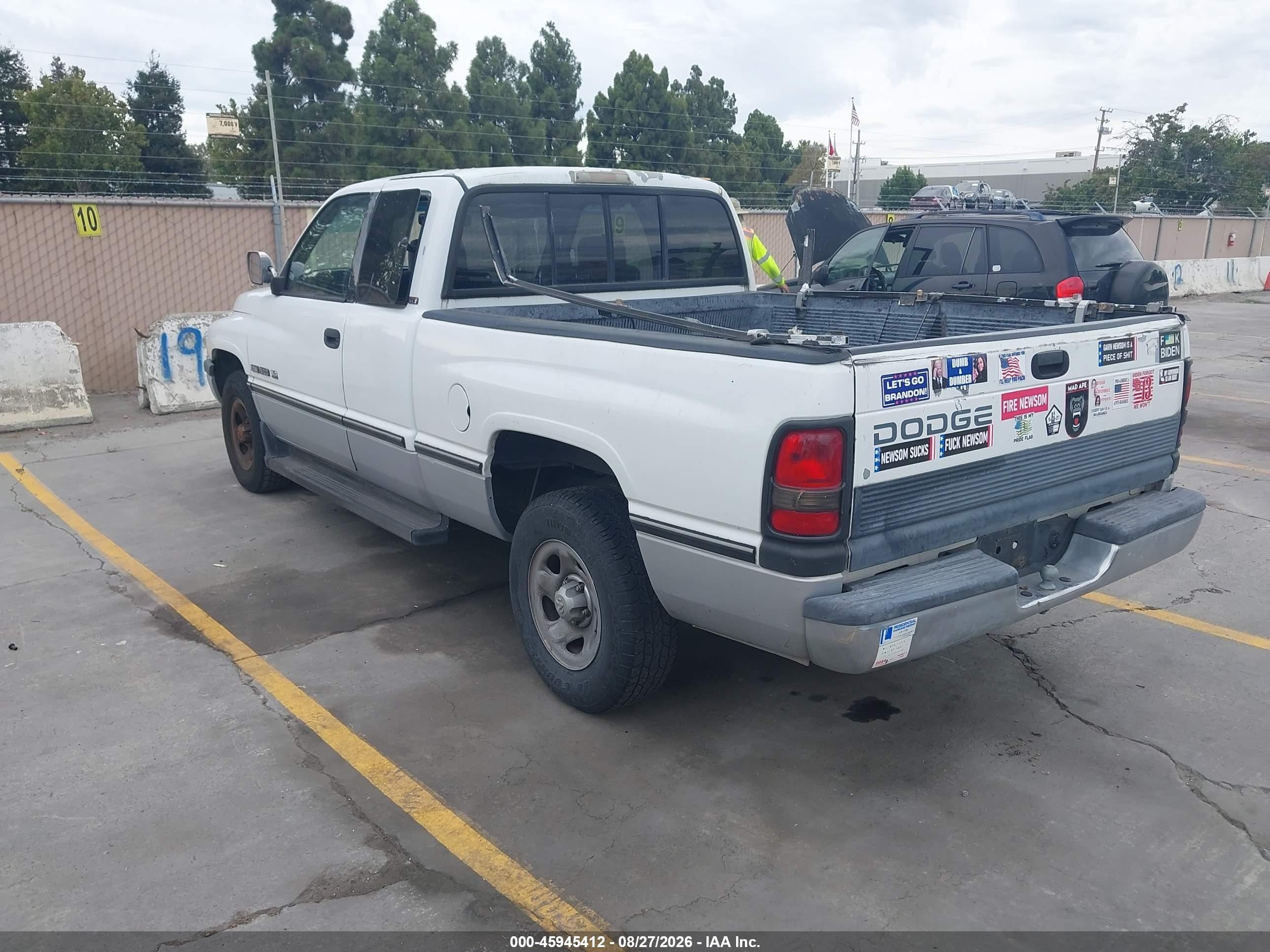 1997 Dodge Ram 1500 St White vin: 1B7HC13Z6VJ508727