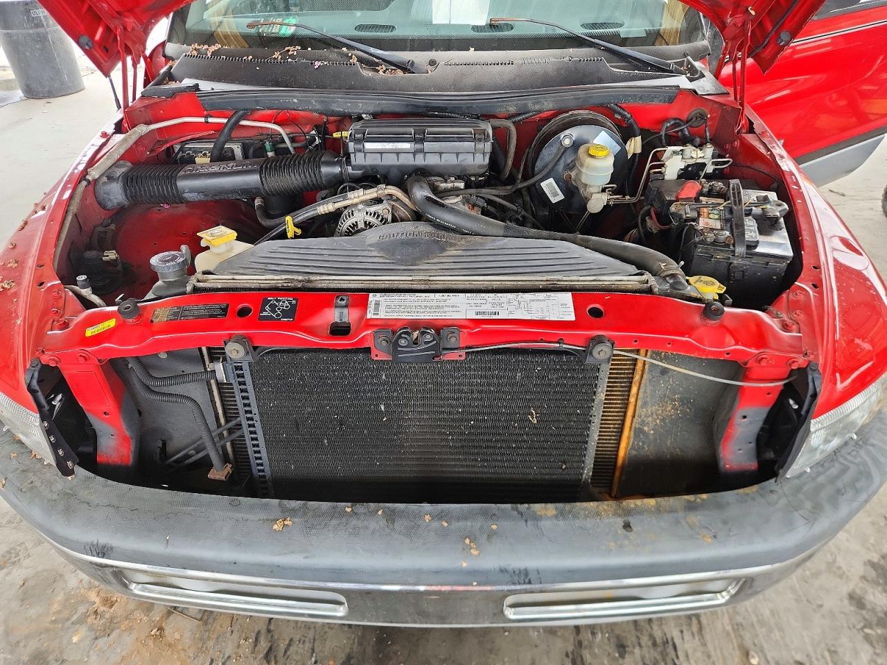 1998 Dodge Ram 1500 Red vin: 1B7HC13Z8WJ215106