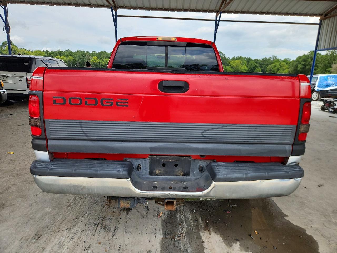 1998 Dodge Ram 1500 Red vin: 1B7HC13Z8WJ215106