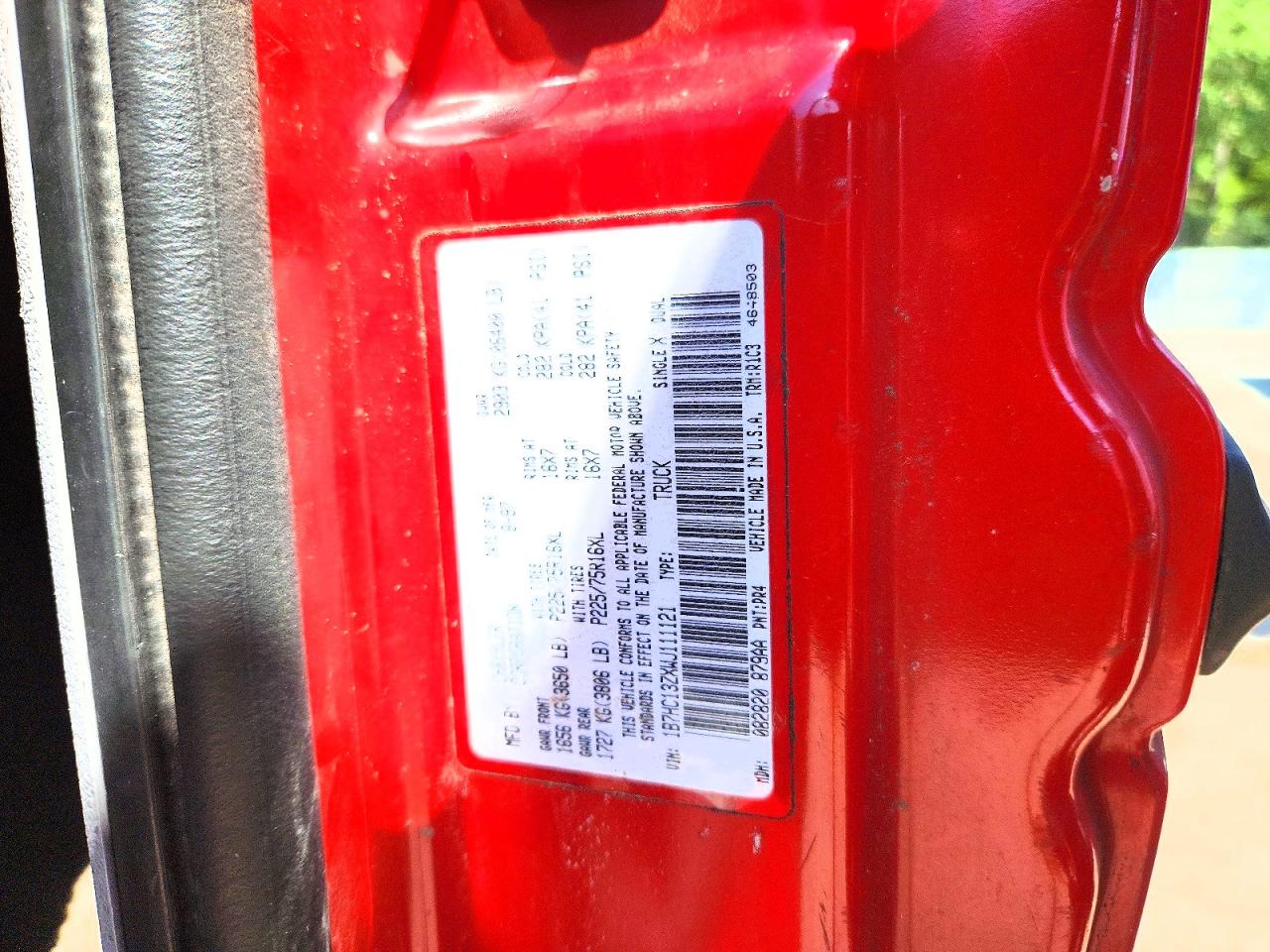 1998 Dodge Ram 1500 Red vin: 1B7HC13ZXWJ111121