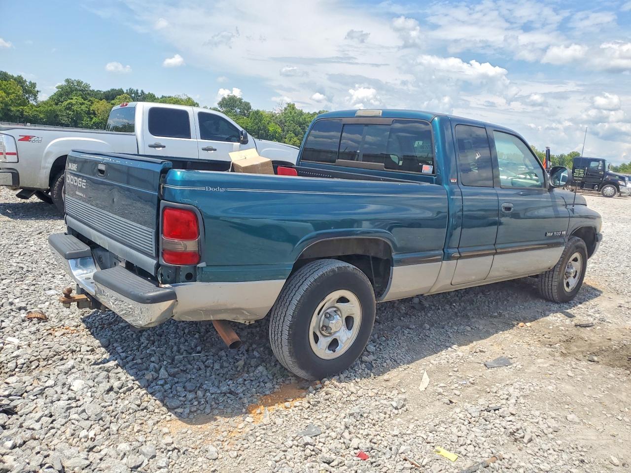 1998 Dodge Ram 1500 Green vin: 1B7HC13ZXWJ206312