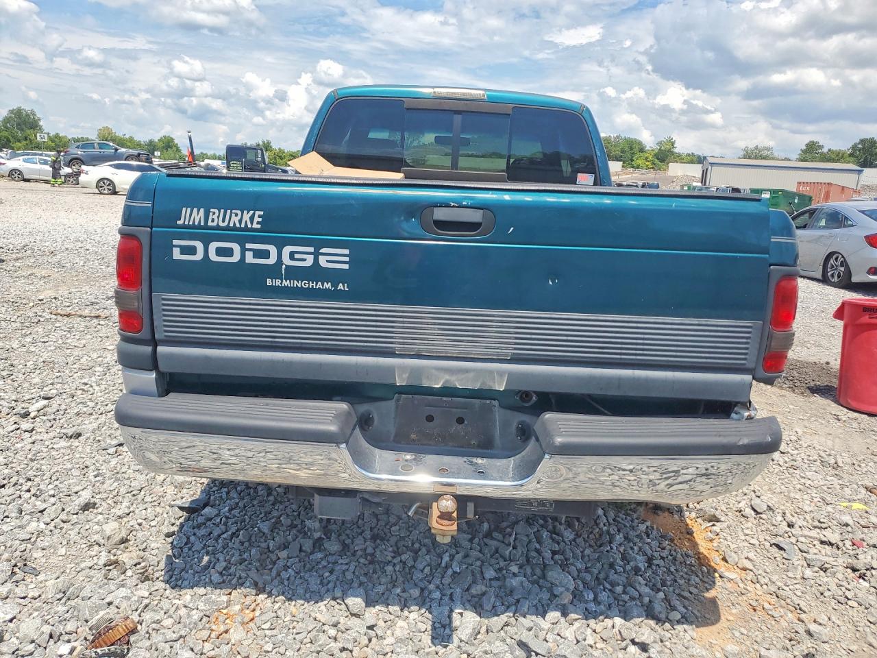 1998 Dodge Ram 1500 Green vin: 1B7HC13ZXWJ206312