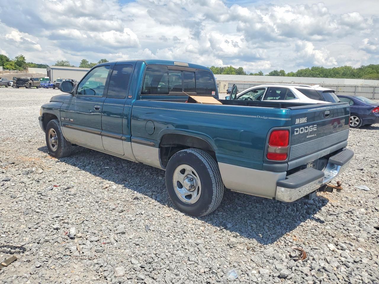 1998 Dodge Ram 1500 Green vin: 1B7HC13ZXWJ206312