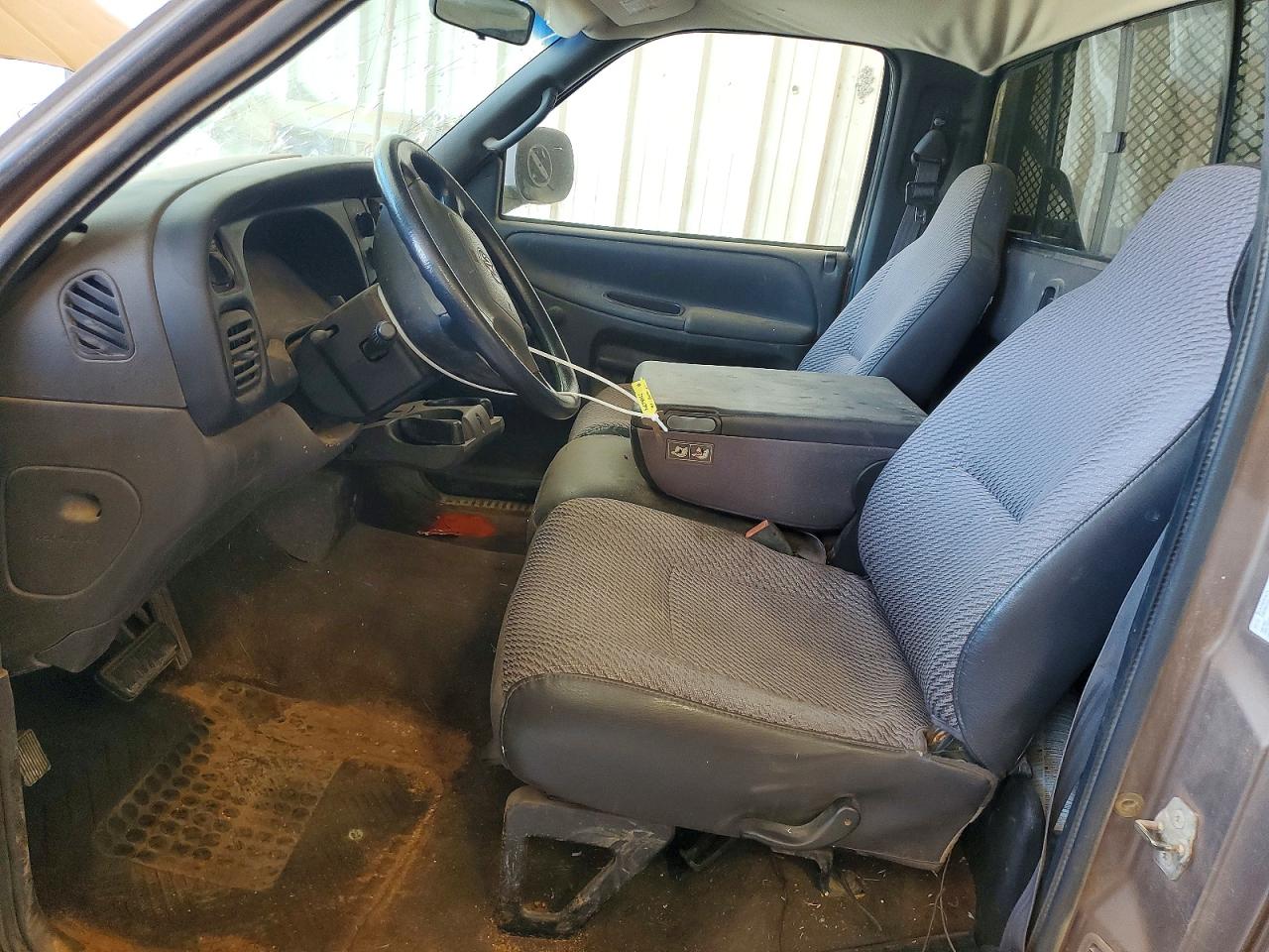 2001 Dodge Ram 1500 Brown vin: 1B7HC16X01S227537