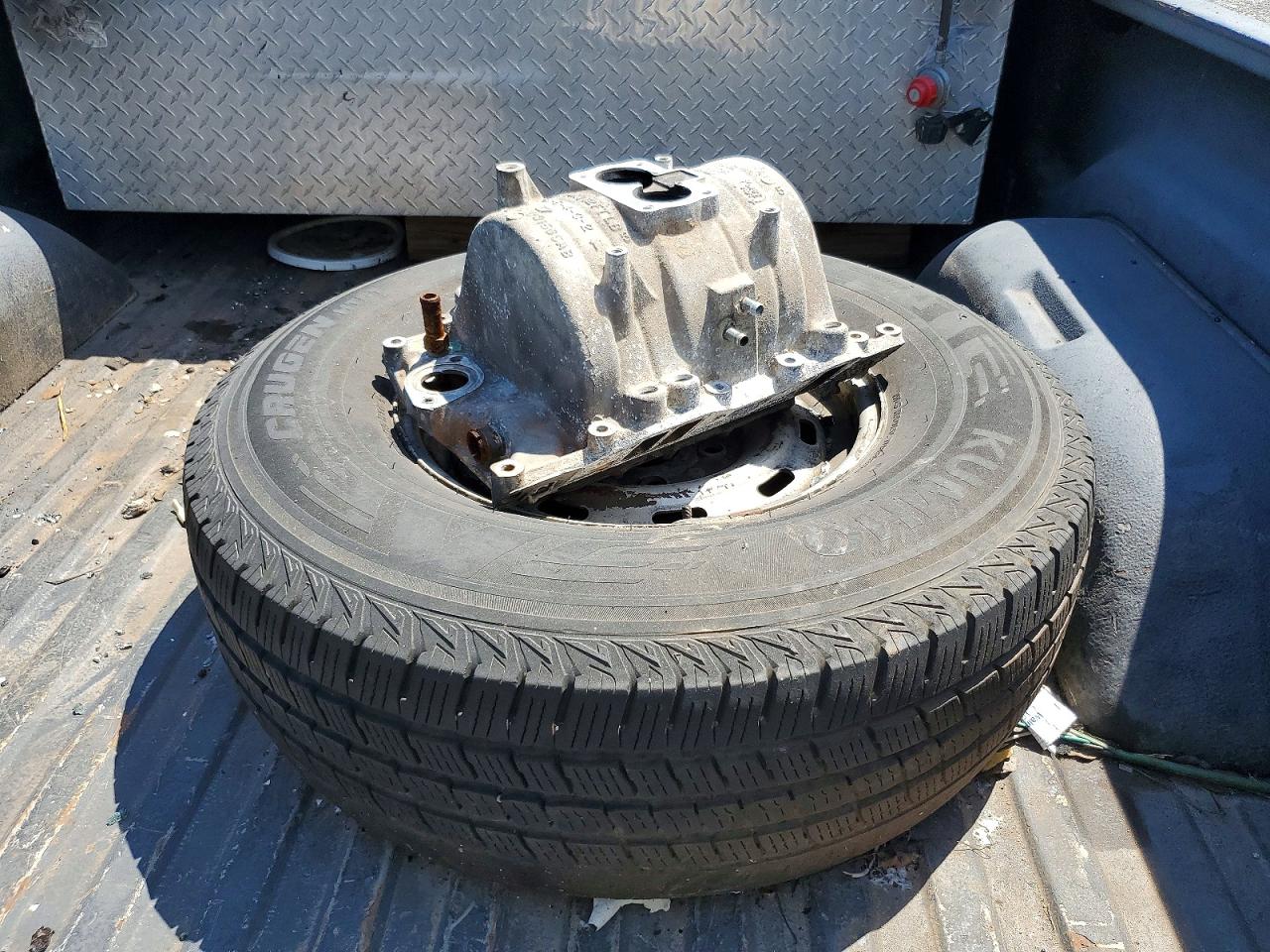 1998 Dodge Ram 1500 Серый vin: 1B7HC16X0WS661030