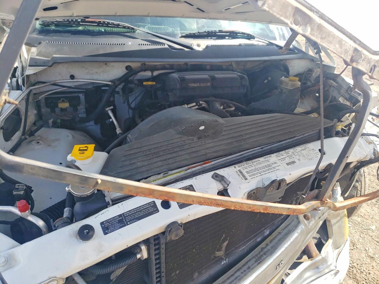 1998 Dodge Ram 1500 White vin: 1B7HC16X0WS738639