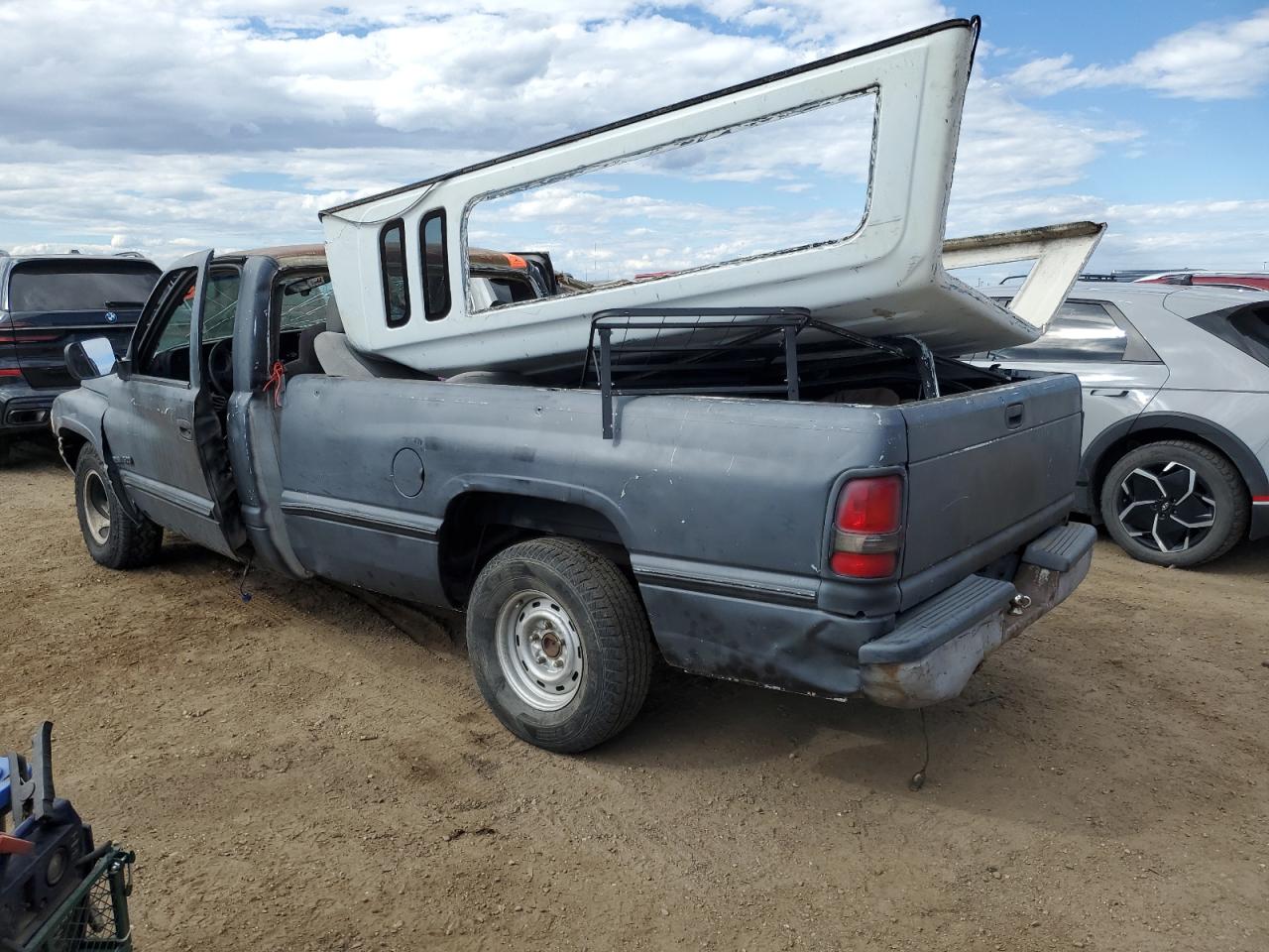 1994 Dodge Ram 1500 Gray vin: 1B7HC16X2RS605918
