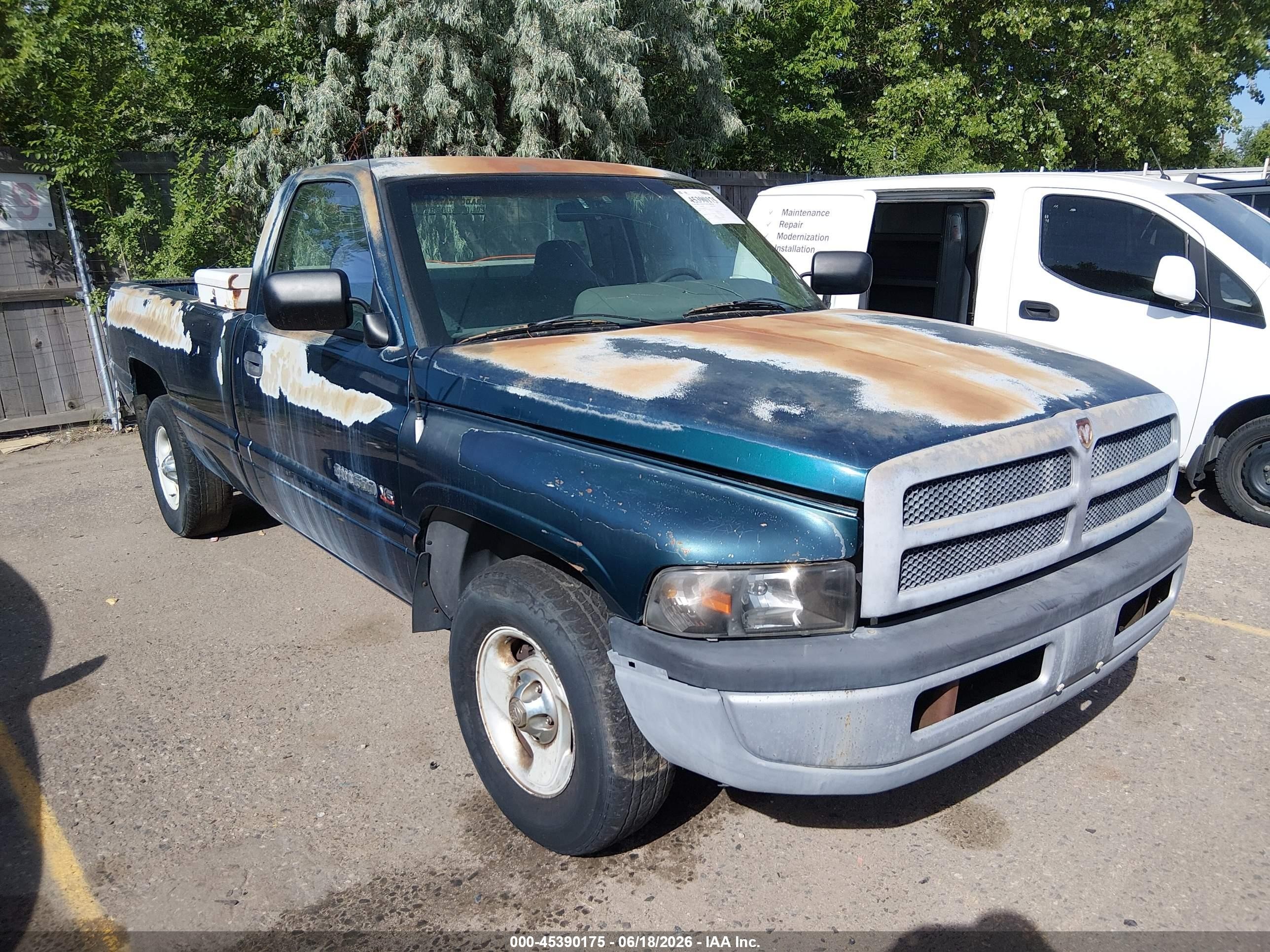1994 Dodge Ram 1500   Зеленый vin: 1B7HC16X2RS681770