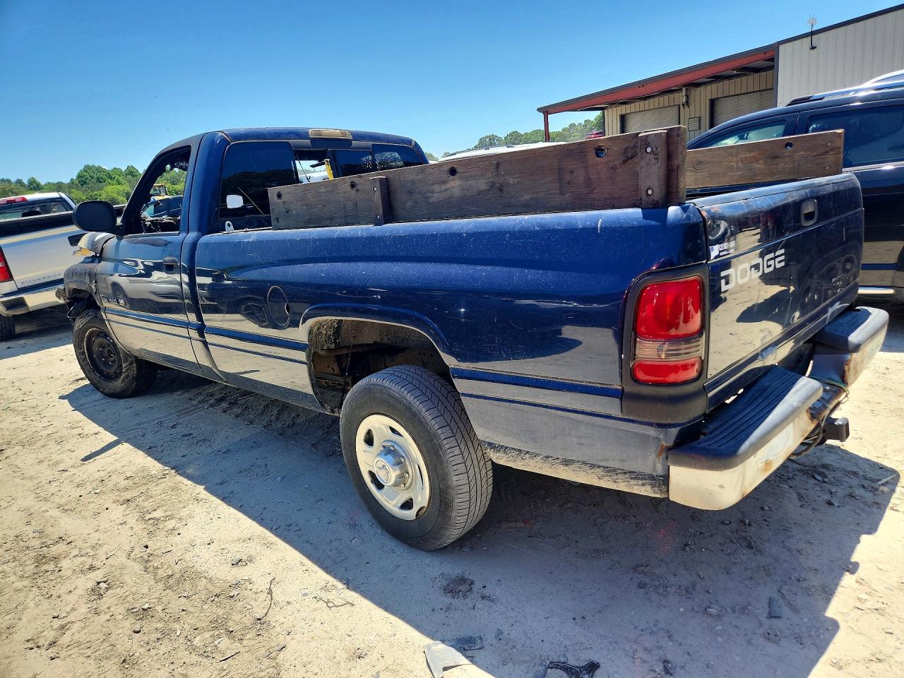 2001 Dodge Ram 1500 Blue vin: 1B7HC16X41S300182