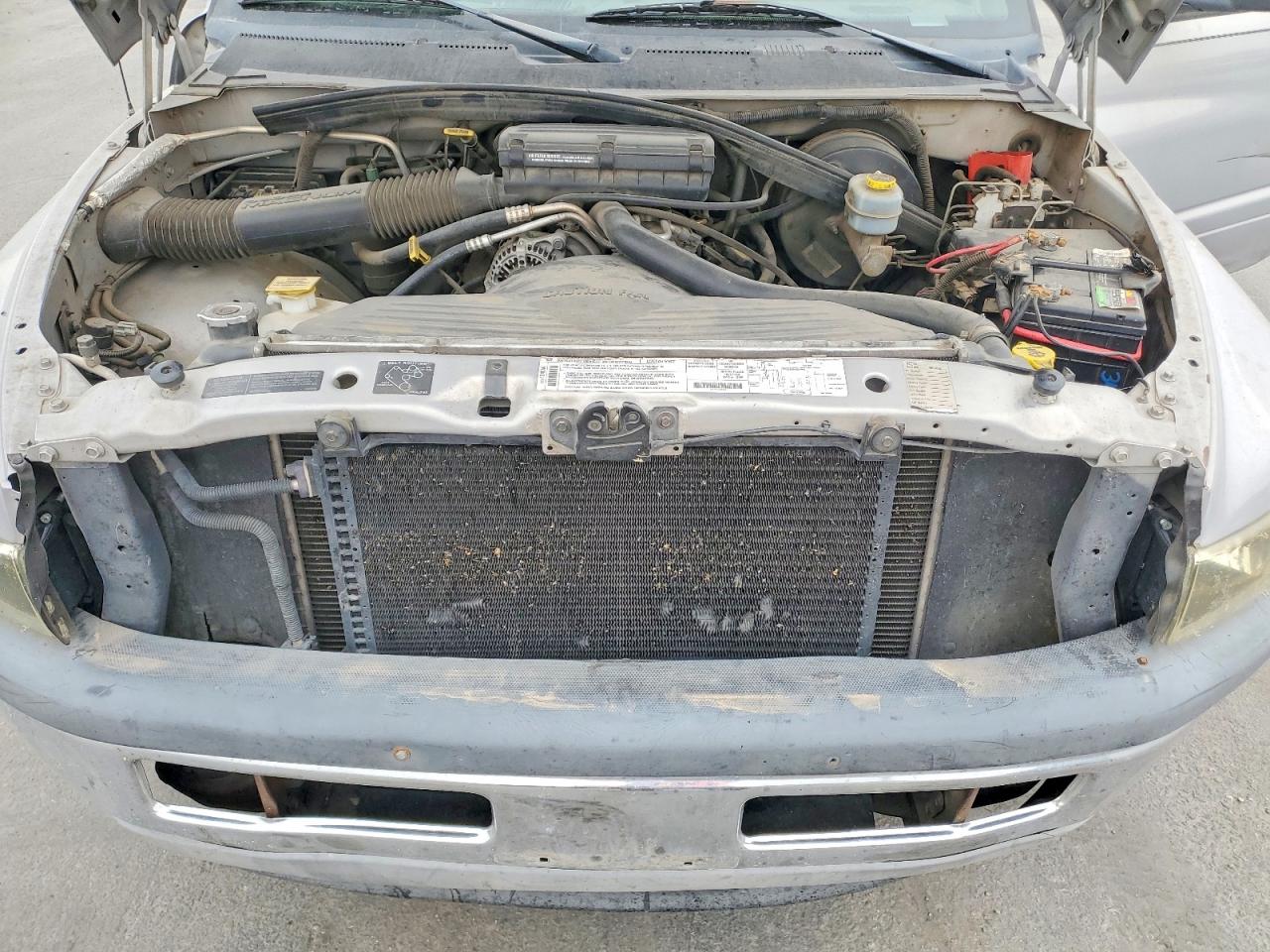 1999 Dodge Ram 1500 Silver vin: 1B7HC16X5XS306999