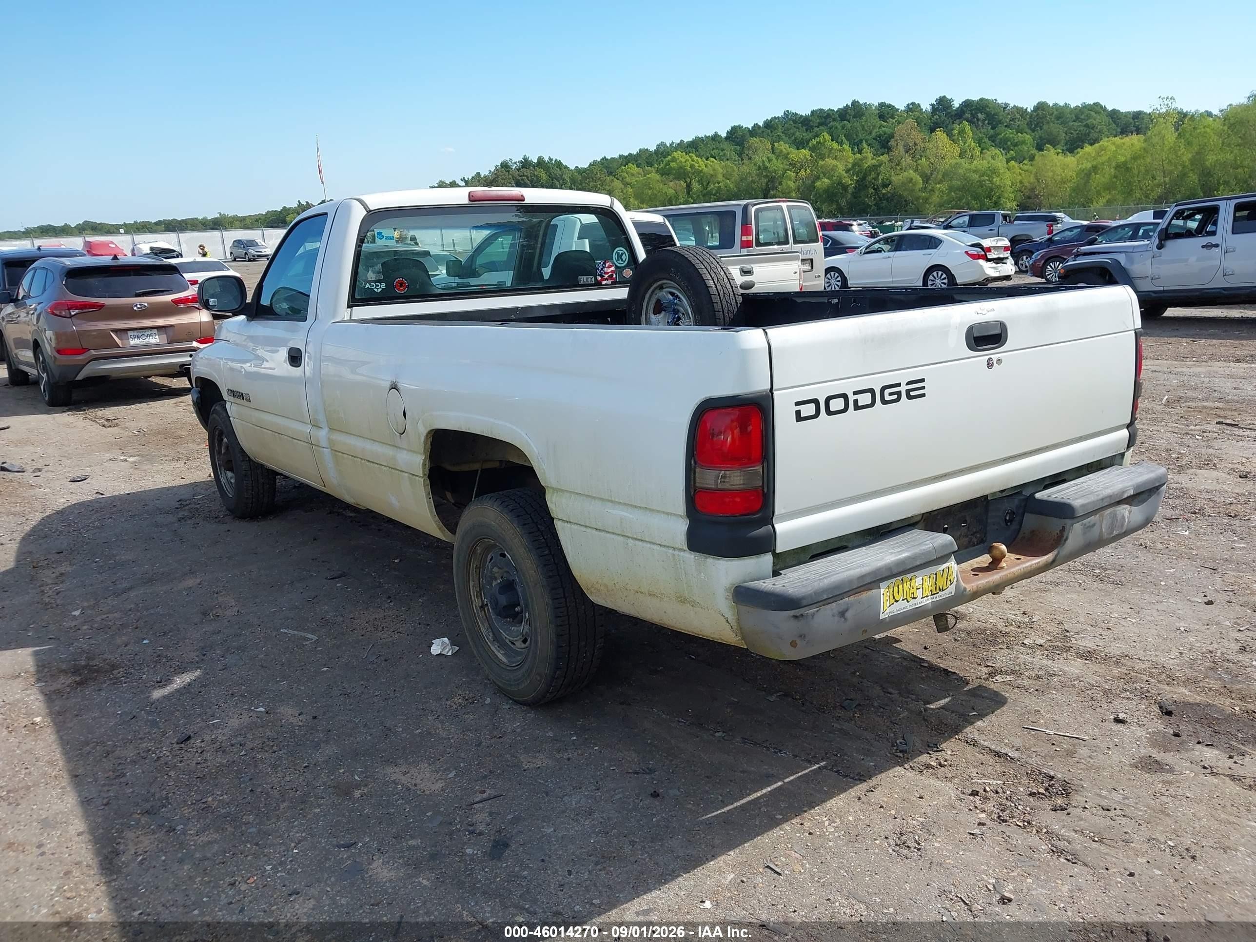 2001 Dodge Ram 1500 St/ws Белый vin: 1B7HC16X71S258753