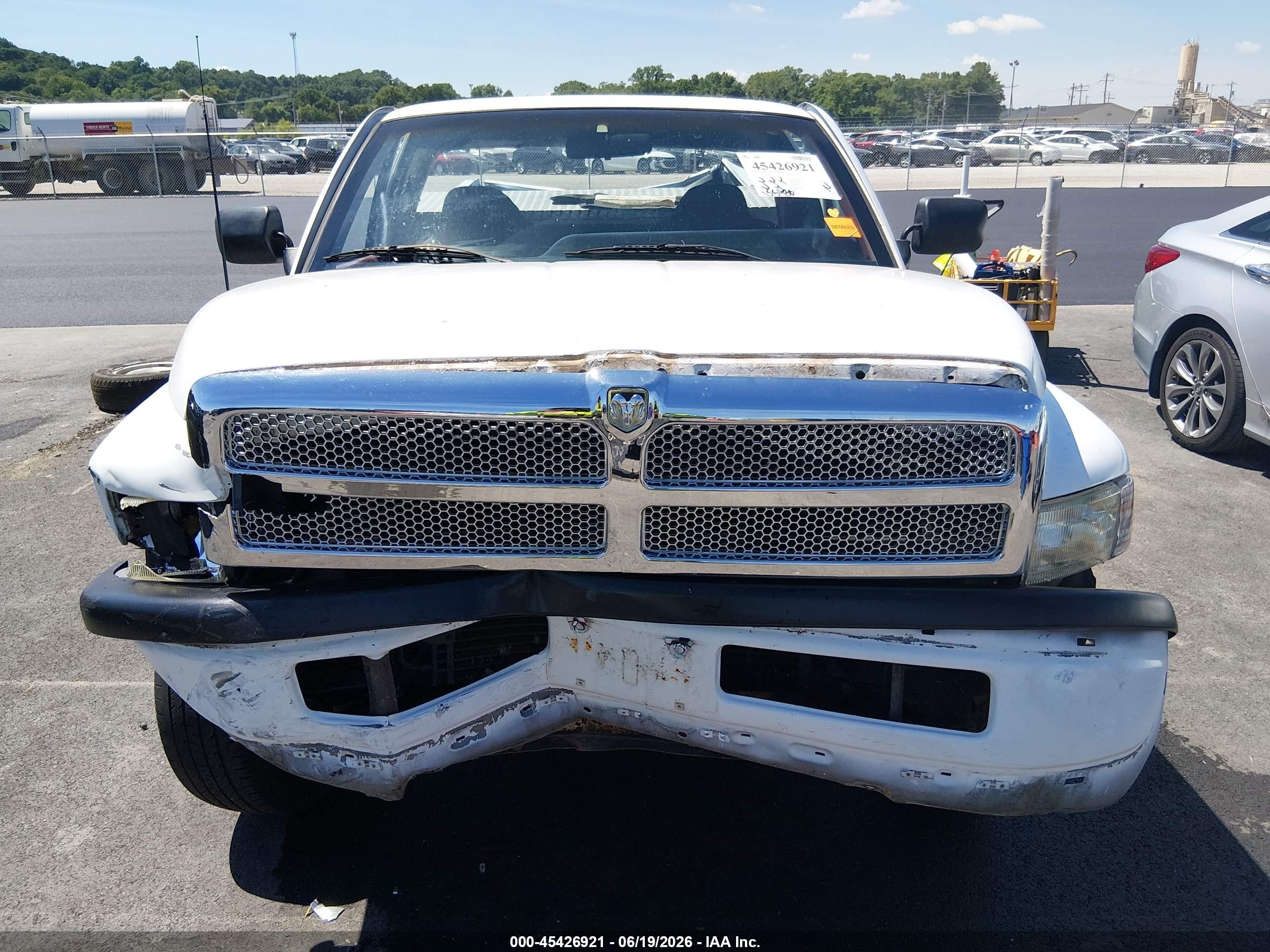 1995 Dodge Ram 1500   White vin: 1B7HC16X7SS112600