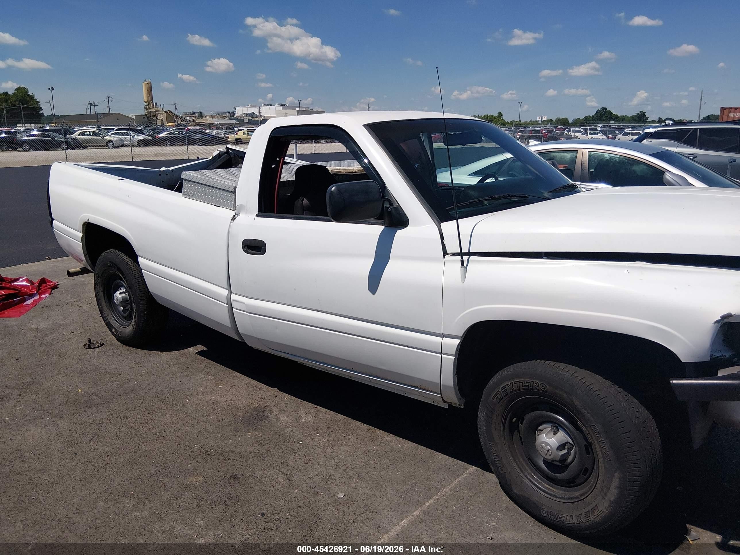 1995 Dodge Ram 1500   White vin: 1B7HC16X7SS112600