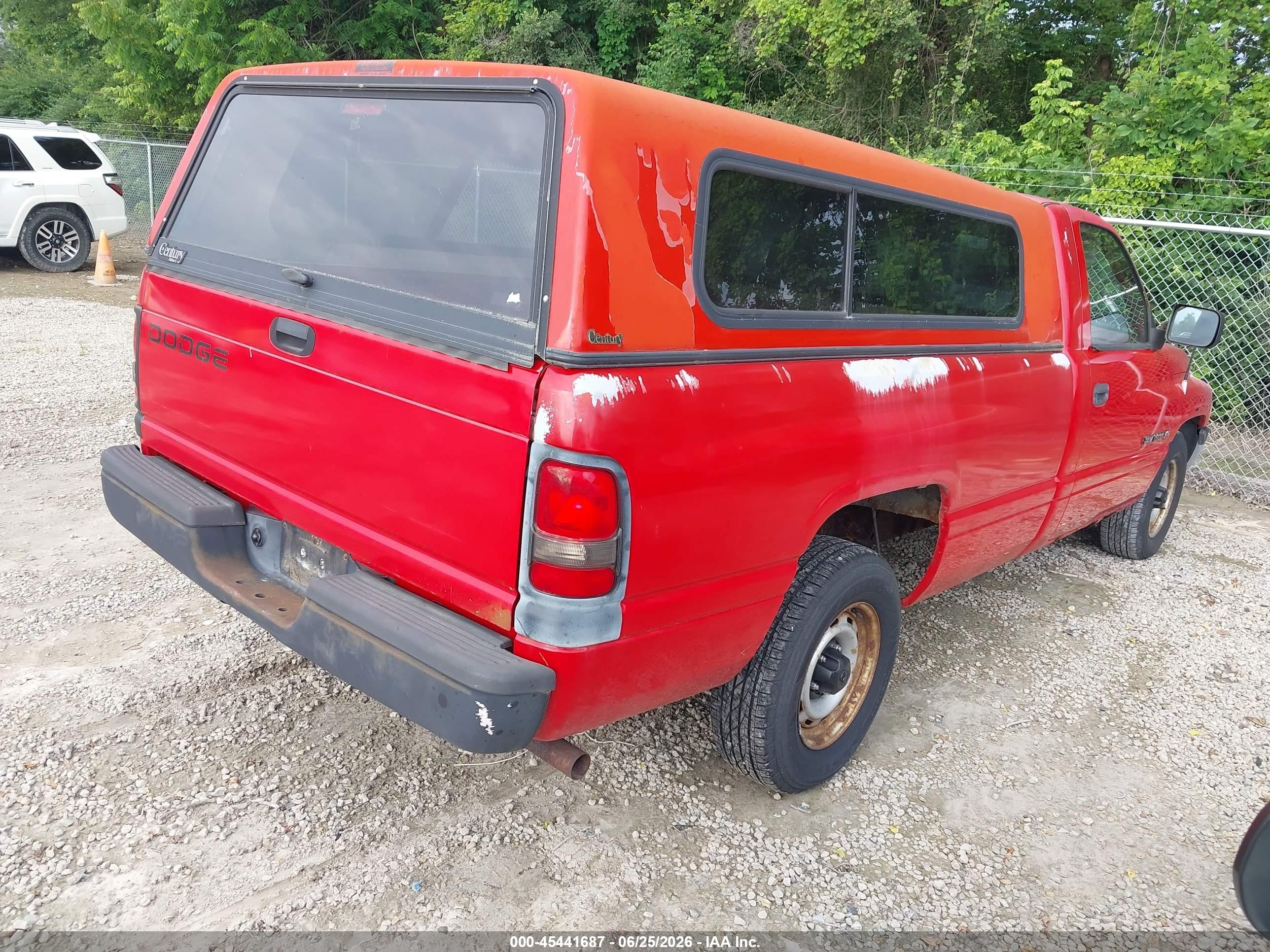 1994 Dodge Ram 1500   Red vin: 1B7HC16X9RS553719