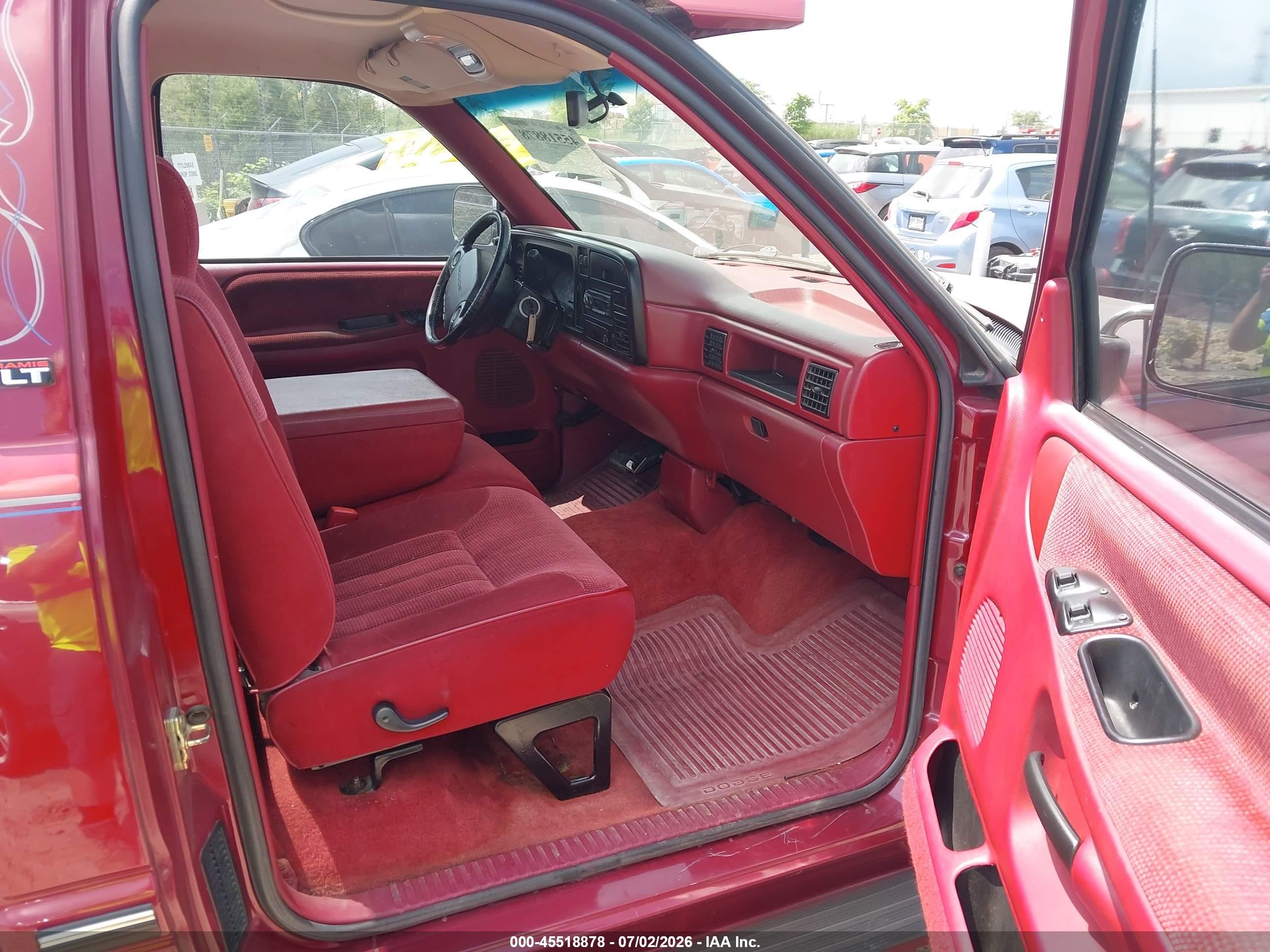 1994 Dodge Ram 1500   Red vin: 1B7HC16Y0RS682635