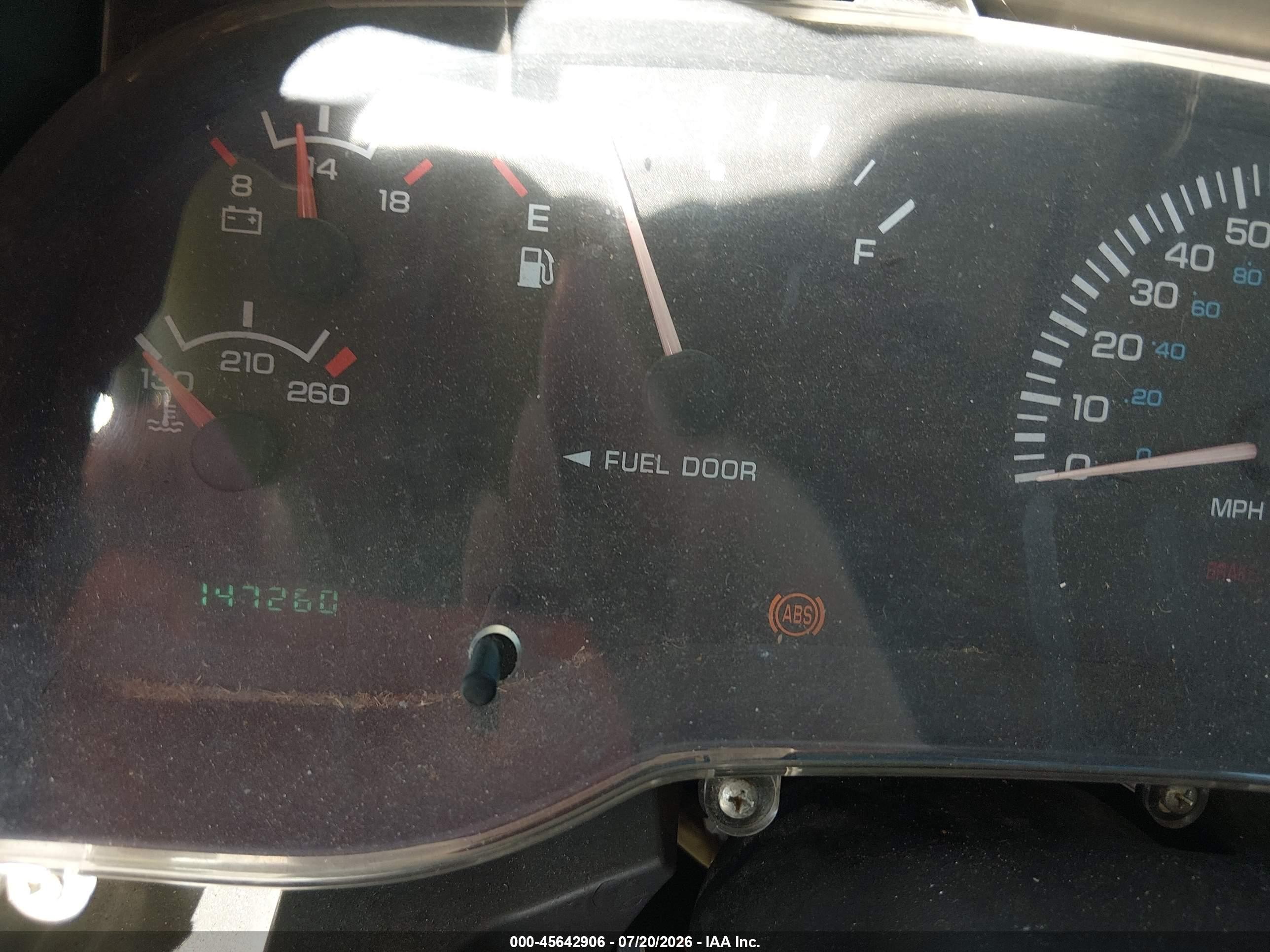 1999 Dodge Ram 1500 St Белый vin: 1B7HC16Y0XS253055