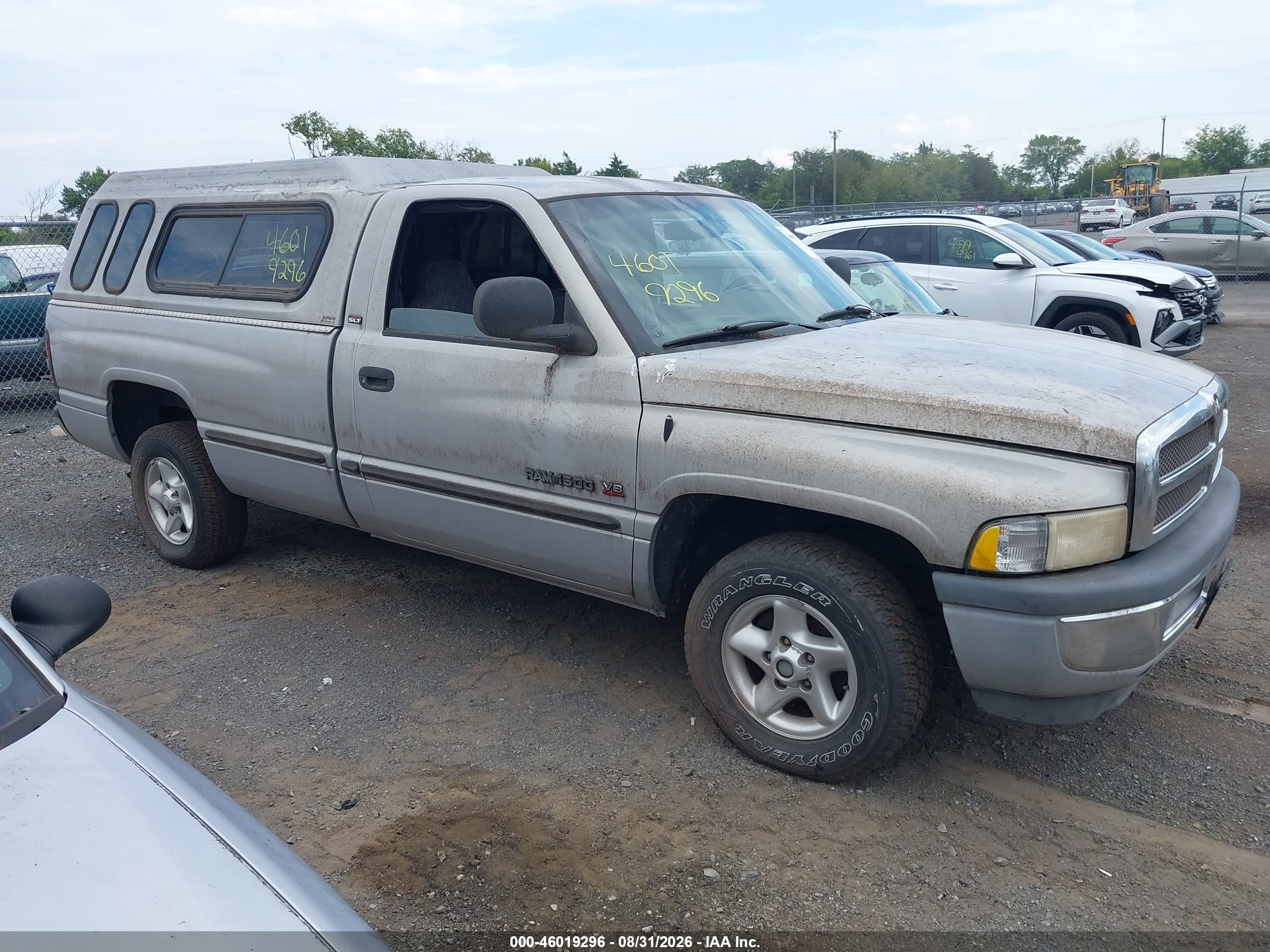 1999 Dodge Ram 1500 St Серебряный vin: 1B7HC16Y1XS311187
