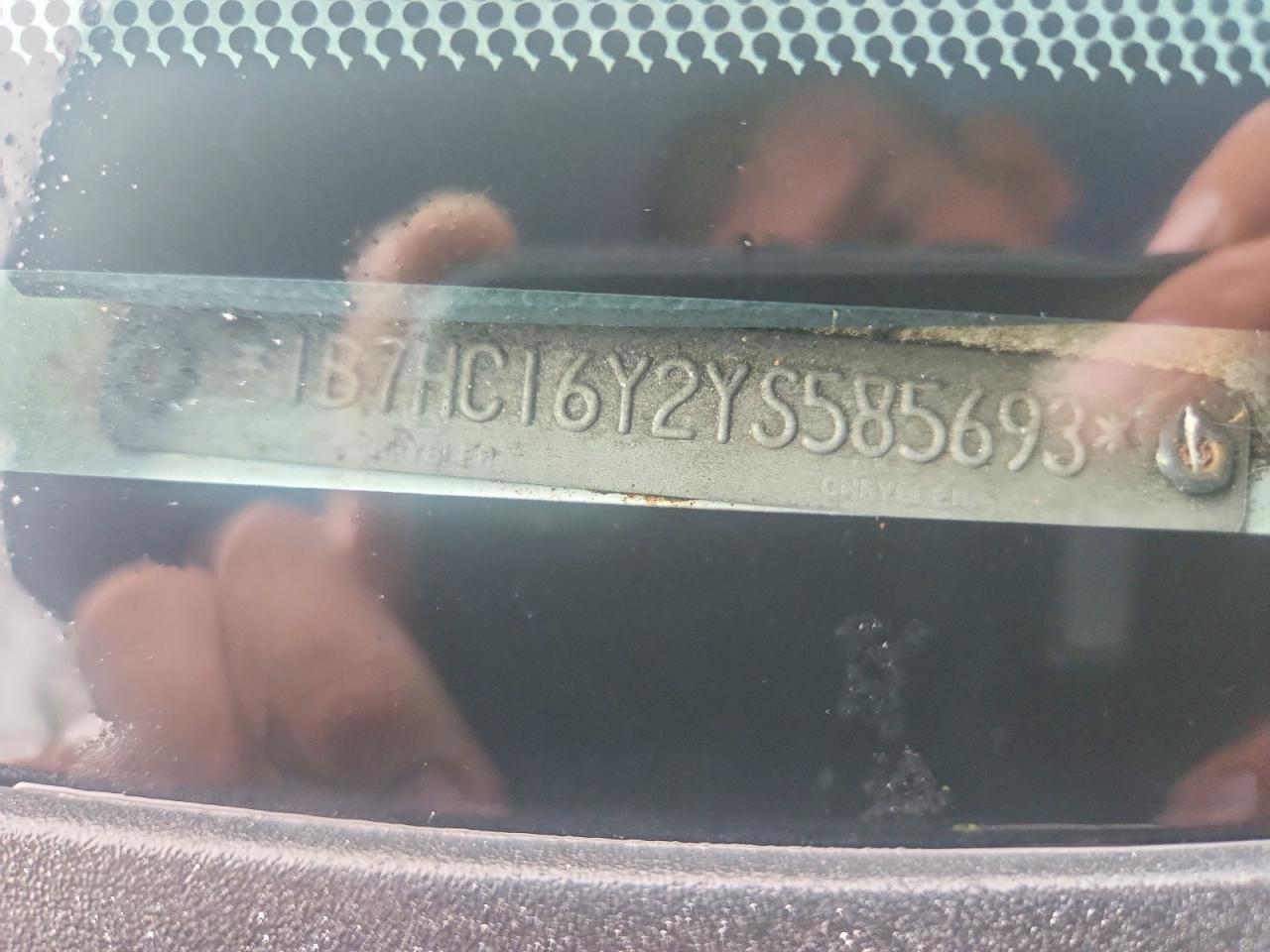 2000 Dodge Ram 1500 Черный vin: 1B7HC16Y2YS585693
