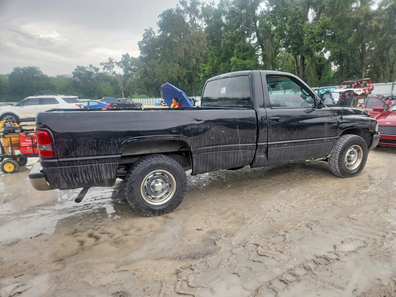 2000 Dodge Ram 1500 Черный vin: 1B7HC16Y2YS585693
