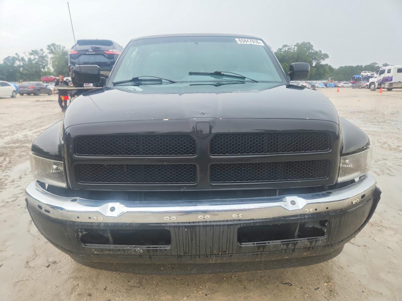 2000 Dodge Ram 1500 Черный vin: 1B7HC16Y2YS585693