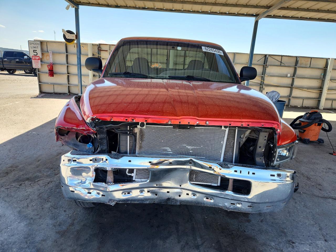 2000 Dodge Ram 1500 Red vin: 1B7HC16Y2YS597147