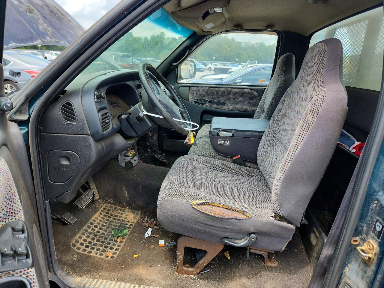 1998 Dodge Ram 1500 Green vin: 1B7HC16Y5WS698311