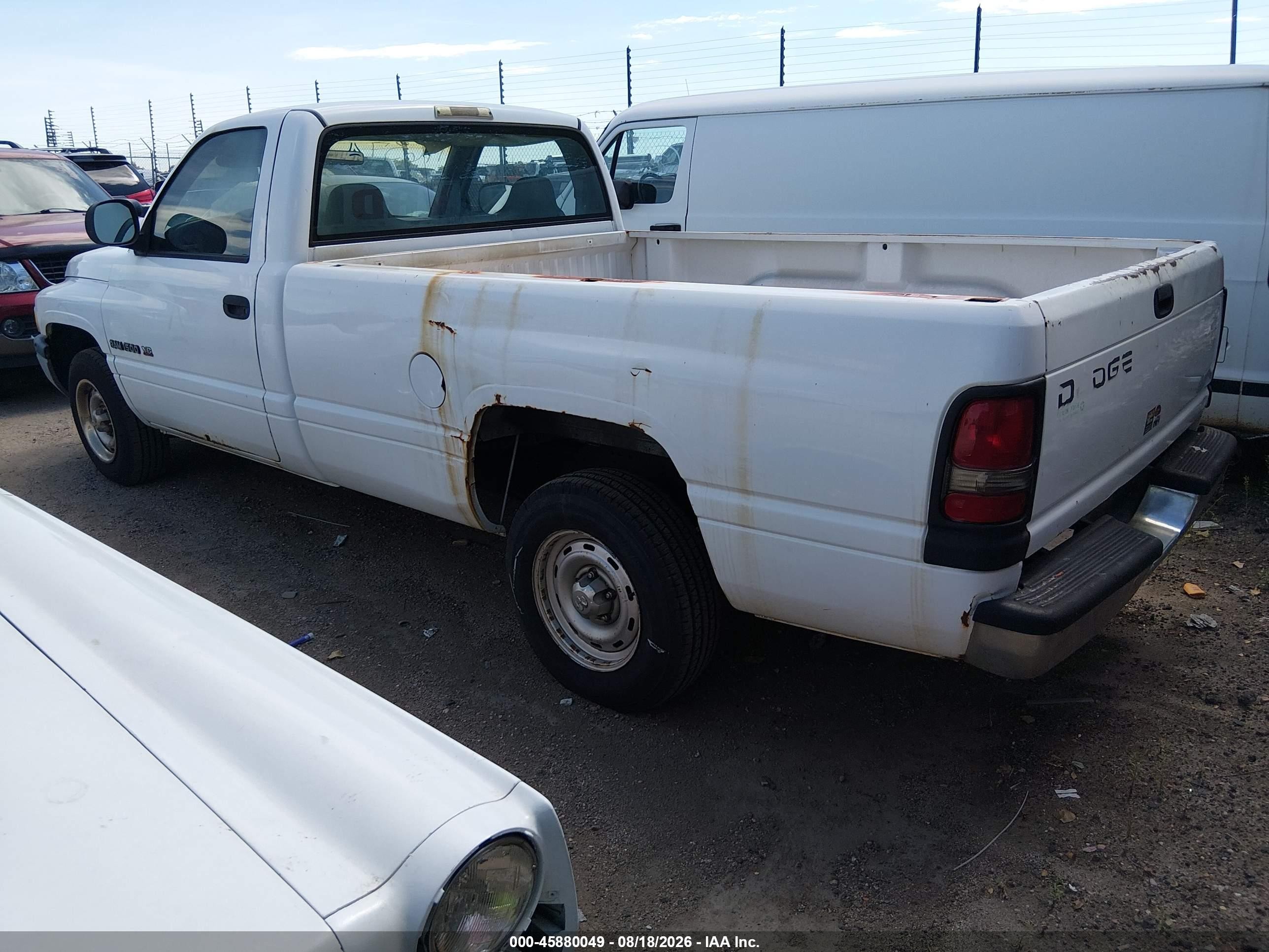 1999 Dodge Ram 1500 St White vin: 1B7HC16Y5XS280204