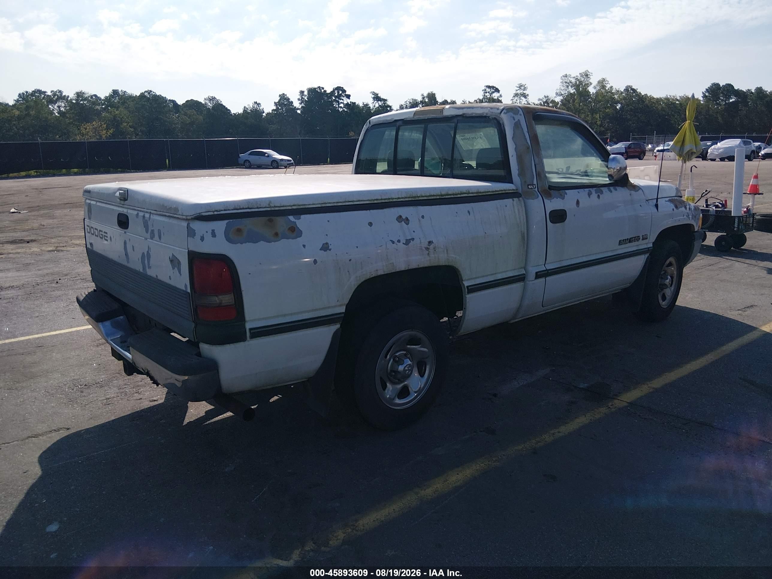 1996 Dodge Ram 1500 White vin: 1B7HC16Y7TJ125508