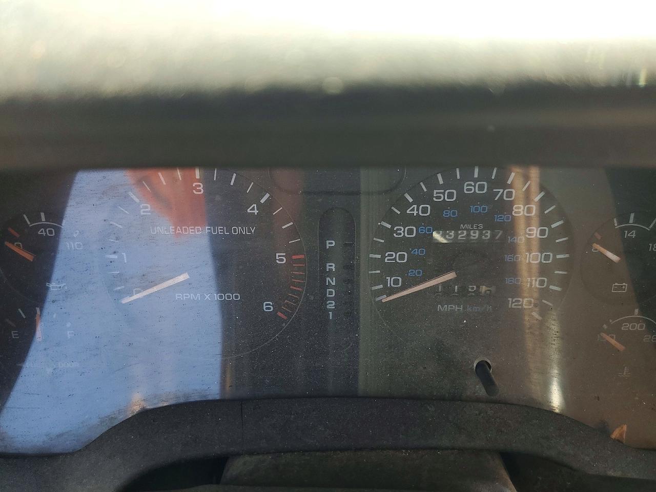 1996 Dodge Ram 1500 Two Tone vin: 1B7HC16Y7TS598075